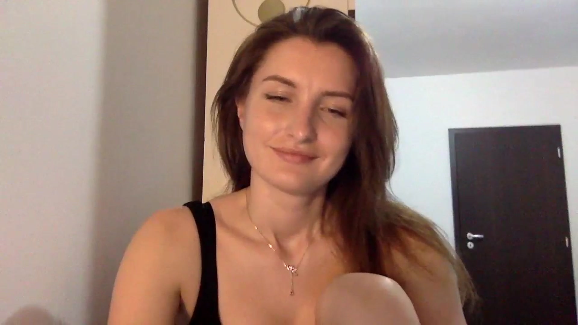 Gallery image thumbnail from EmilyRosier's myfreecams stream on, 03/30/2024, 22:48 image 18 of 20
