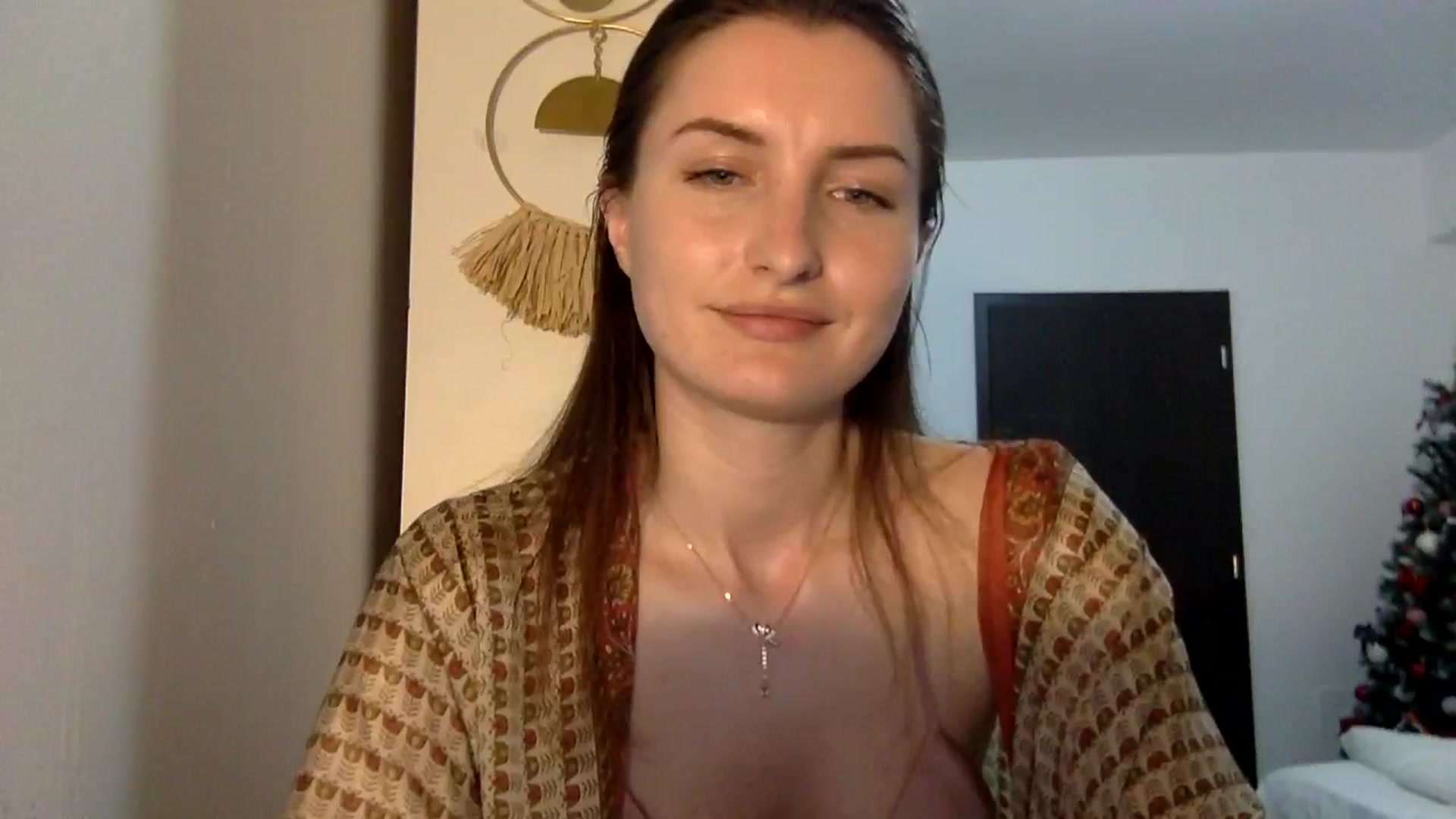 Gallery image thumbnail from EmilyRosier's myfreecams stream on, 03/31/2024, 21:33 image 20 of 20