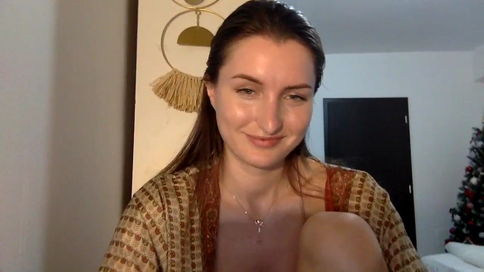 Gallery image thumbnail from EmilyRosier's myfreecams stream on, 03/31/2024, 21:33 image 5 of 20