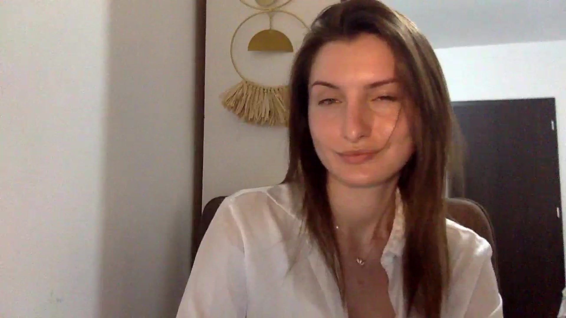 Gallery image thumbnail from EmilyRosier's myfreecams stream on, 04/10/2024, 20:58 image 19 of 20