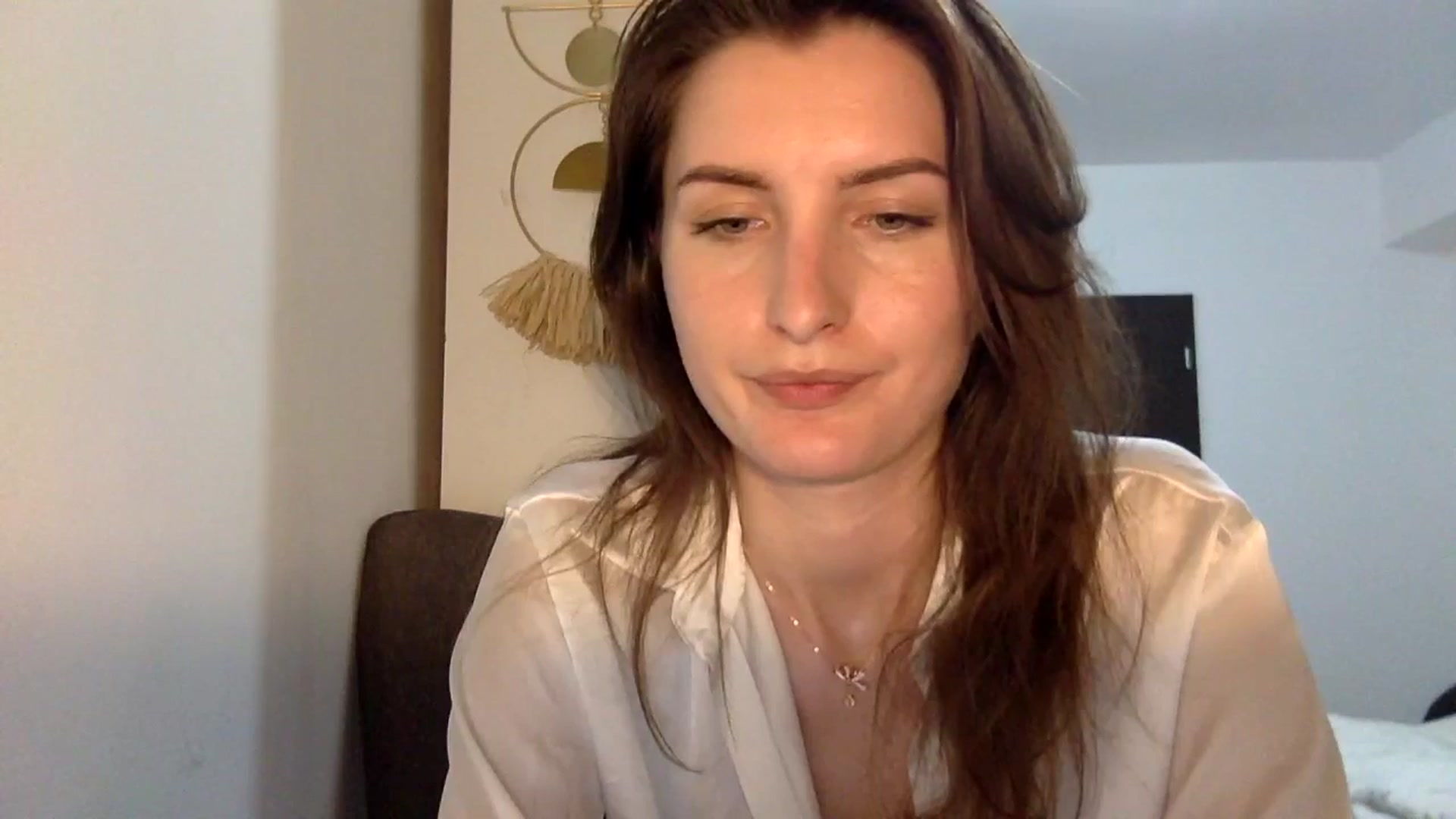 Gallery image thumbnail from EmilyRosier's myfreecams stream on, 04/26/2024, 21:29 image 13 of 20