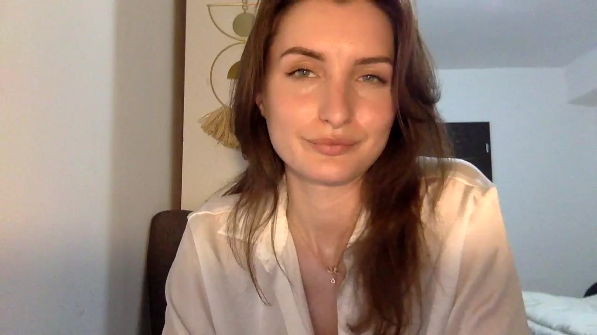 Gallery image thumbnail from EmilyRosier's myfreecams stream on, 04/26/2024, 21:29 image 18 of 20