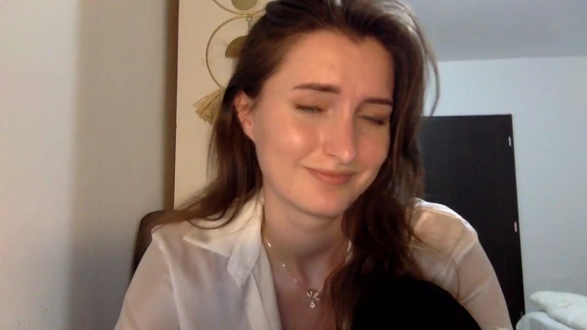 Gallery image thumbnail from EmilyRosier's myfreecams stream on, 04/26/2024, 21:29 image 19 of 20