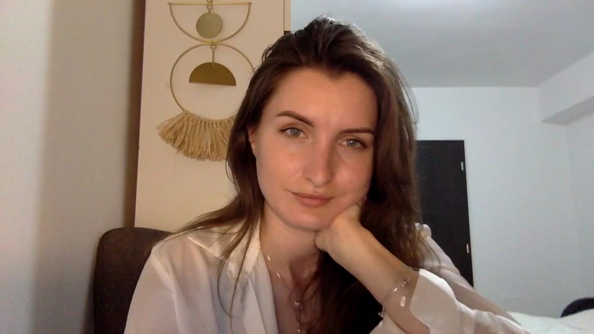 Gallery image thumbnail from EmilyRosier's myfreecams stream on, 04/26/2024, 23:15 image 12 of 20