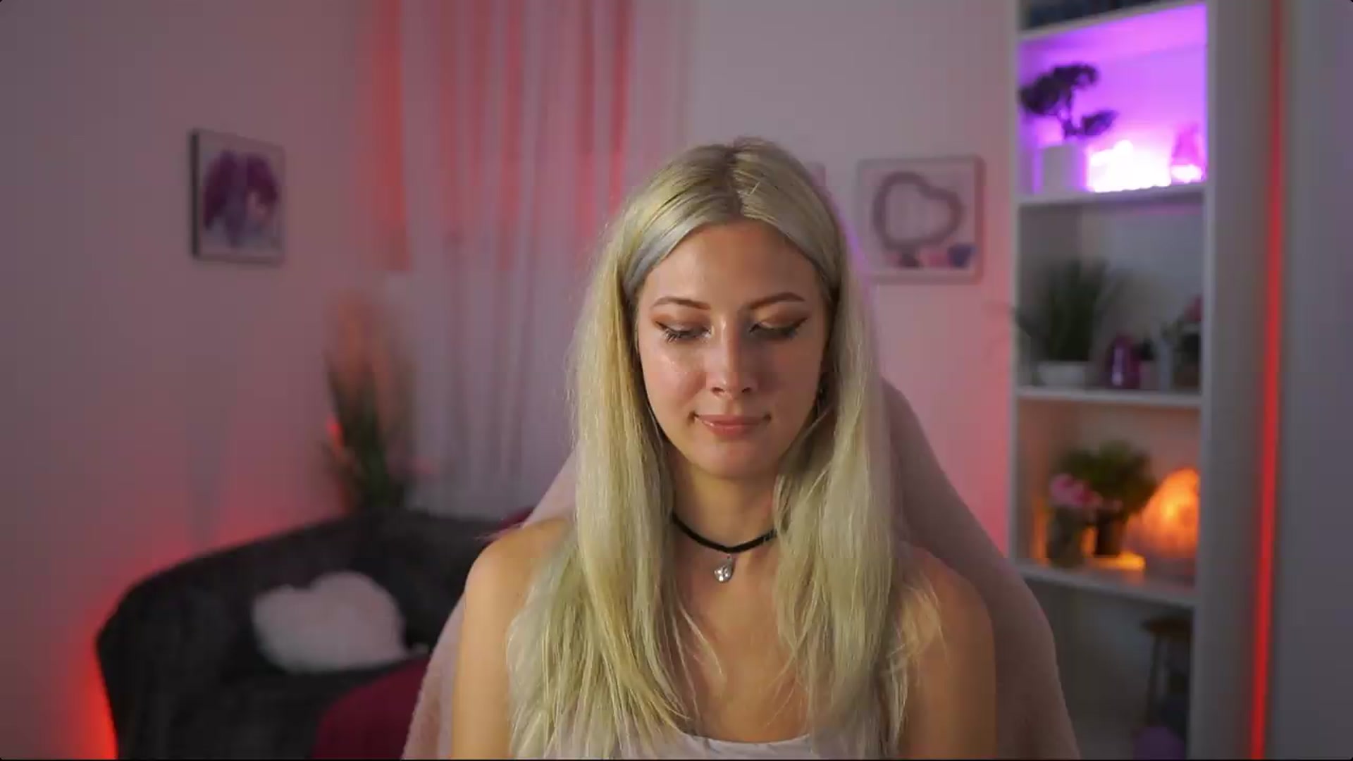 Gallery image thumbnail from EmilySwan's myfreecams stream on, 07/26/2026, 20:06 image 20 of 20