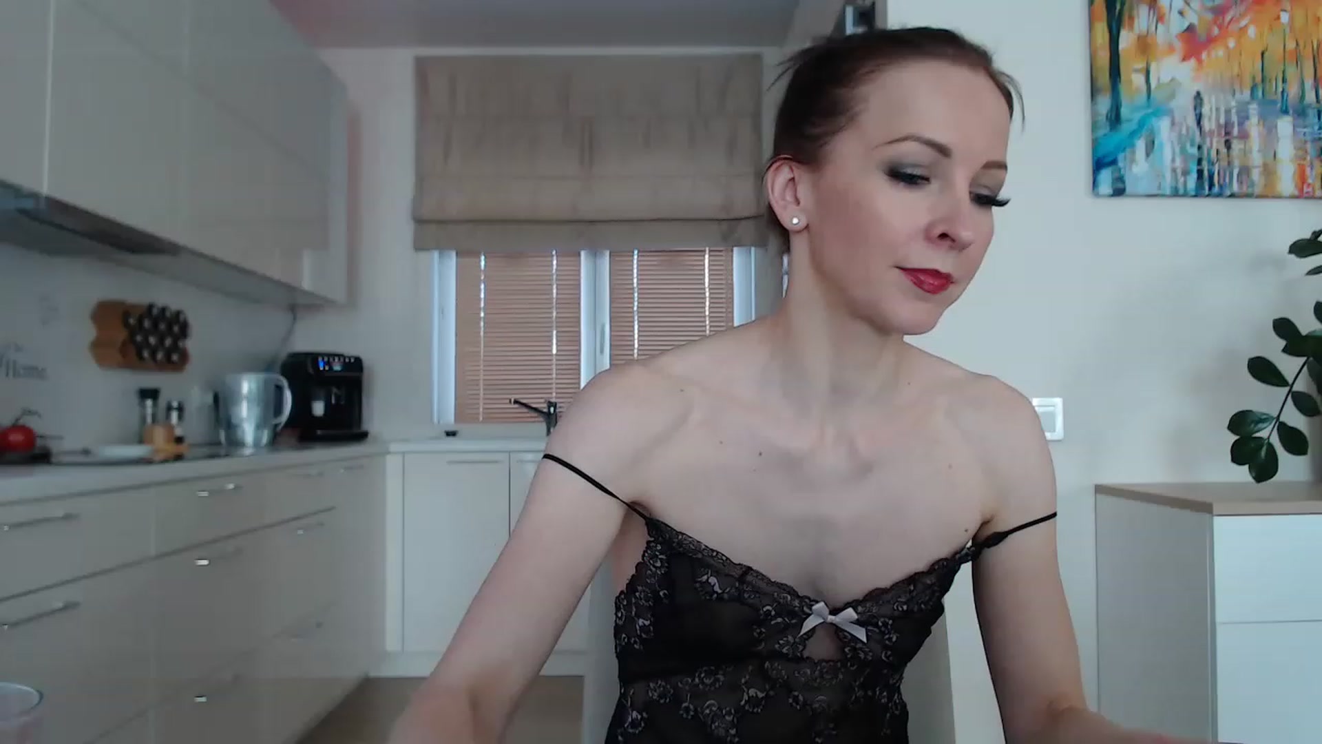 Gallery image thumbnail from EmilyTease's myfreecams stream on, 12/19/2022, 12:55 image 15 of 20