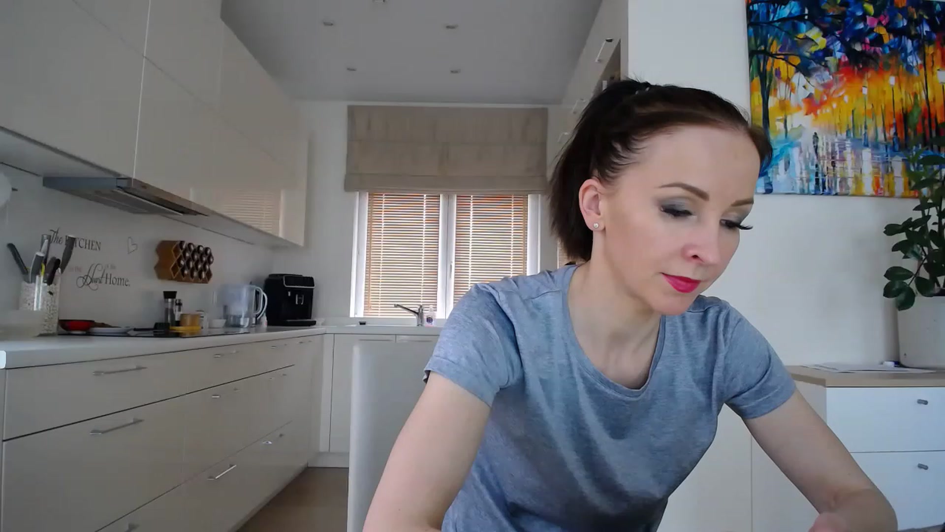 Gallery image thumbnail from EmilyTease's myfreecams stream on, 02/22/2023, 12:48 image 14 of 20