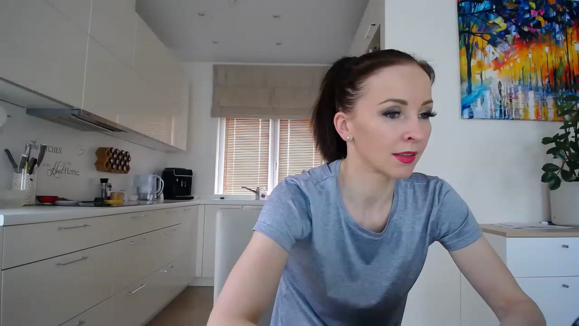 Gallery image thumbnail from EmilyTease's myfreecams stream on, 02/22/2023, 12:48 image 11 of 20