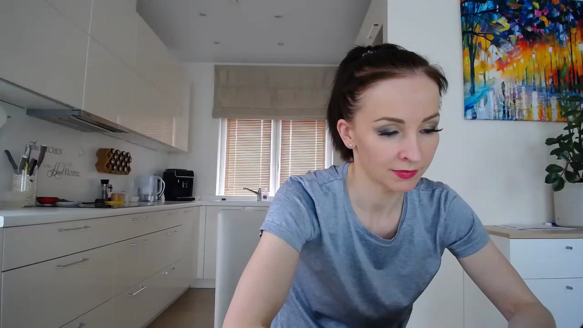Gallery image thumbnail from EmilyTease's myfreecams stream on, 02/22/2023, 12:48 image 13 of 20