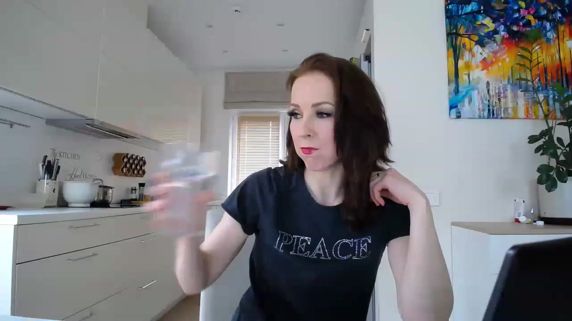 Gallery image thumbnail from EmilyTease's myfreecams stream on, 04/13/2023, 12:04 image 8 of 20