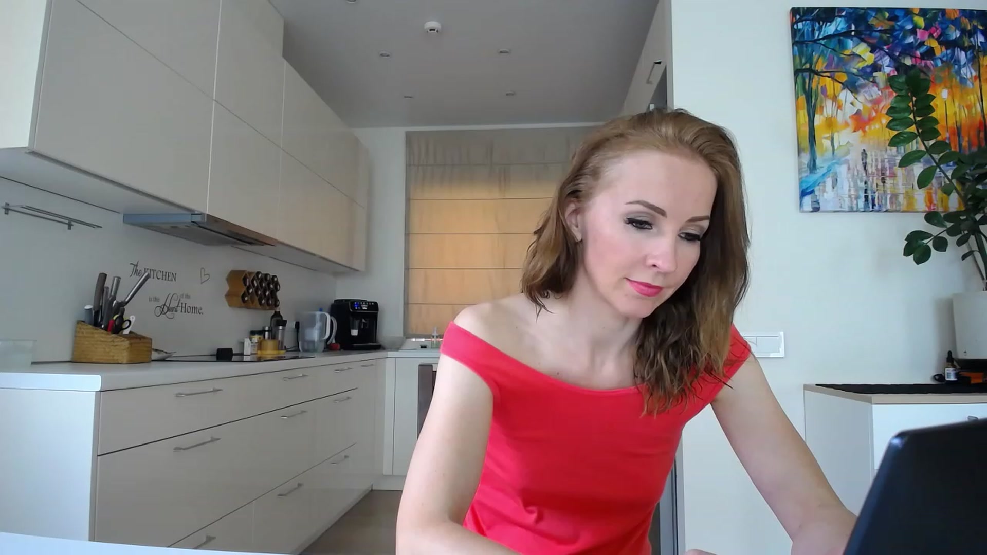 Gallery image thumbnail from EmilyTease's myfreecams stream on, 08/08/2023, 09:55 image 14 of 20