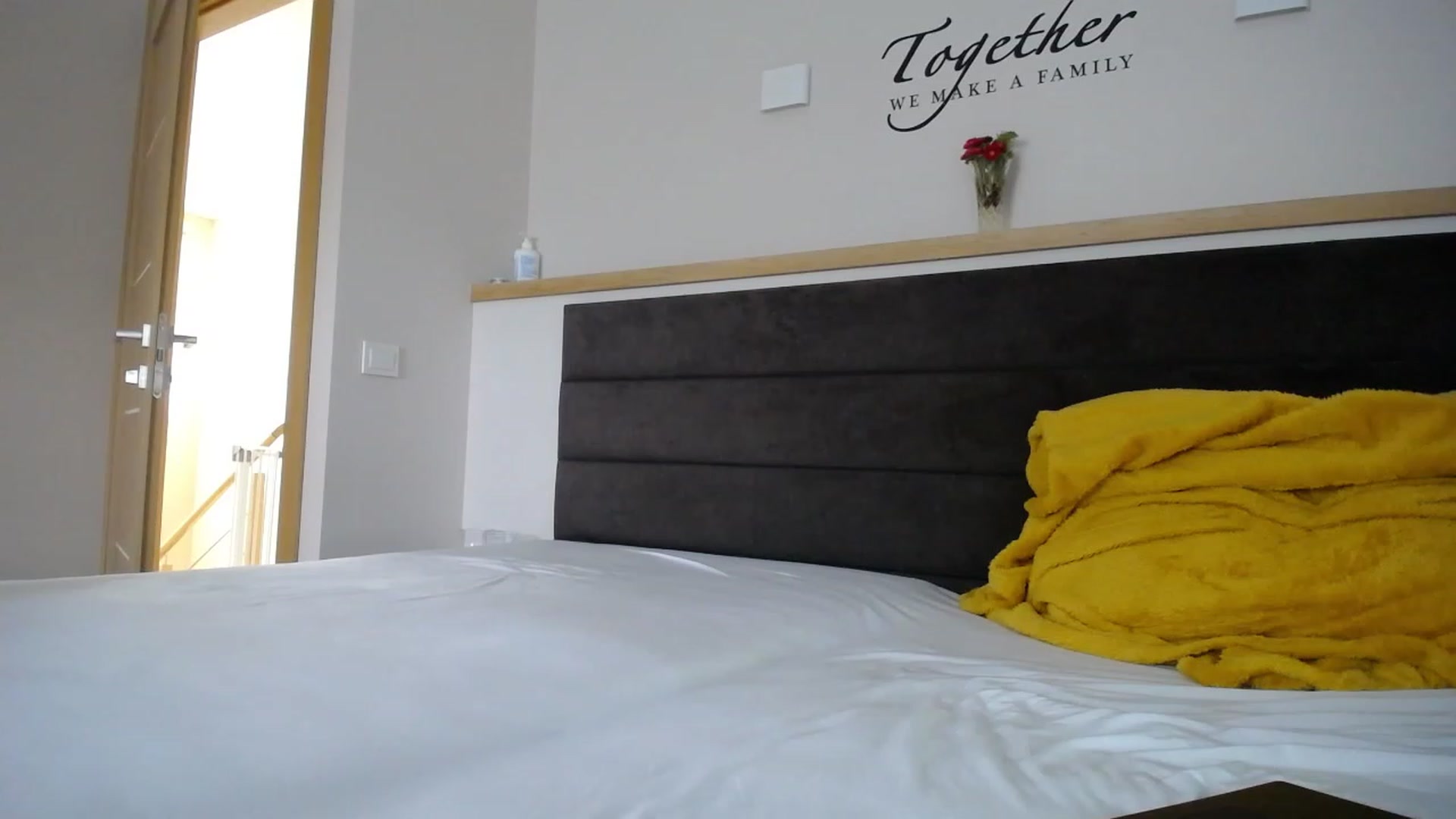 Gallery image thumbnail from EmilyTease's myfreecams stream on, 08/09/2023, 11:22 image 11 of 20