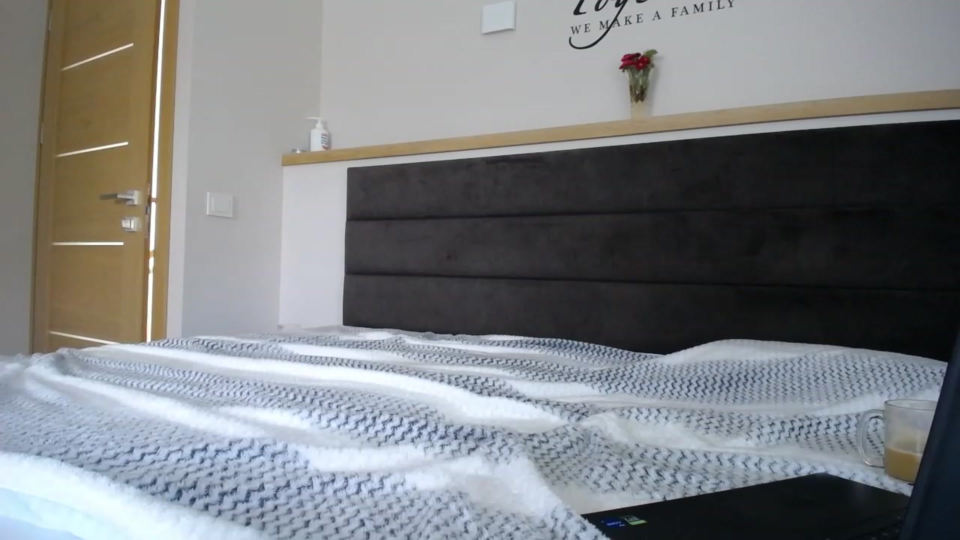 Gallery image thumbnail from EmilyTease's myfreecams stream on, 08/10/2023, 11:40 image 7 of 20