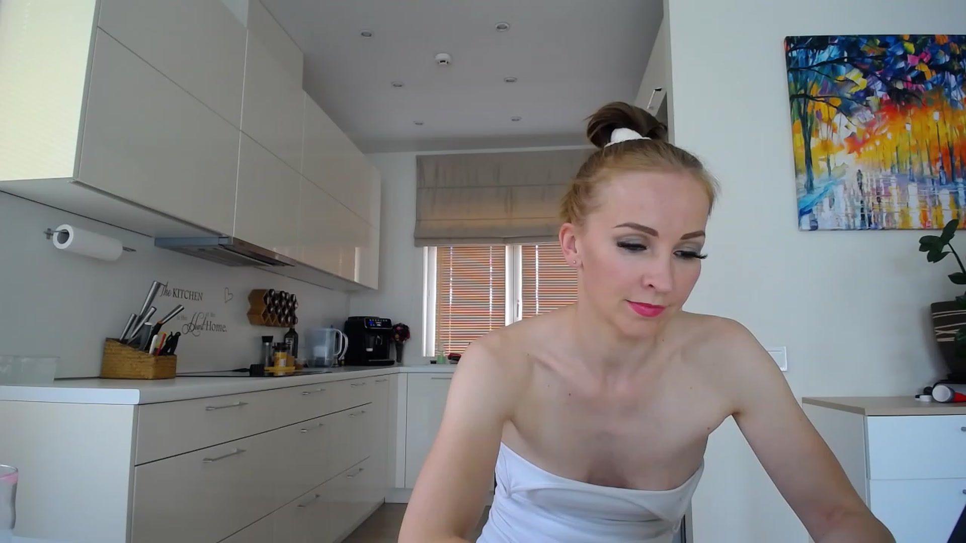 Gallery image thumbnail from EmilyTease's myfreecams stream on, 08/22/2023, 11:36 image 12 of 20