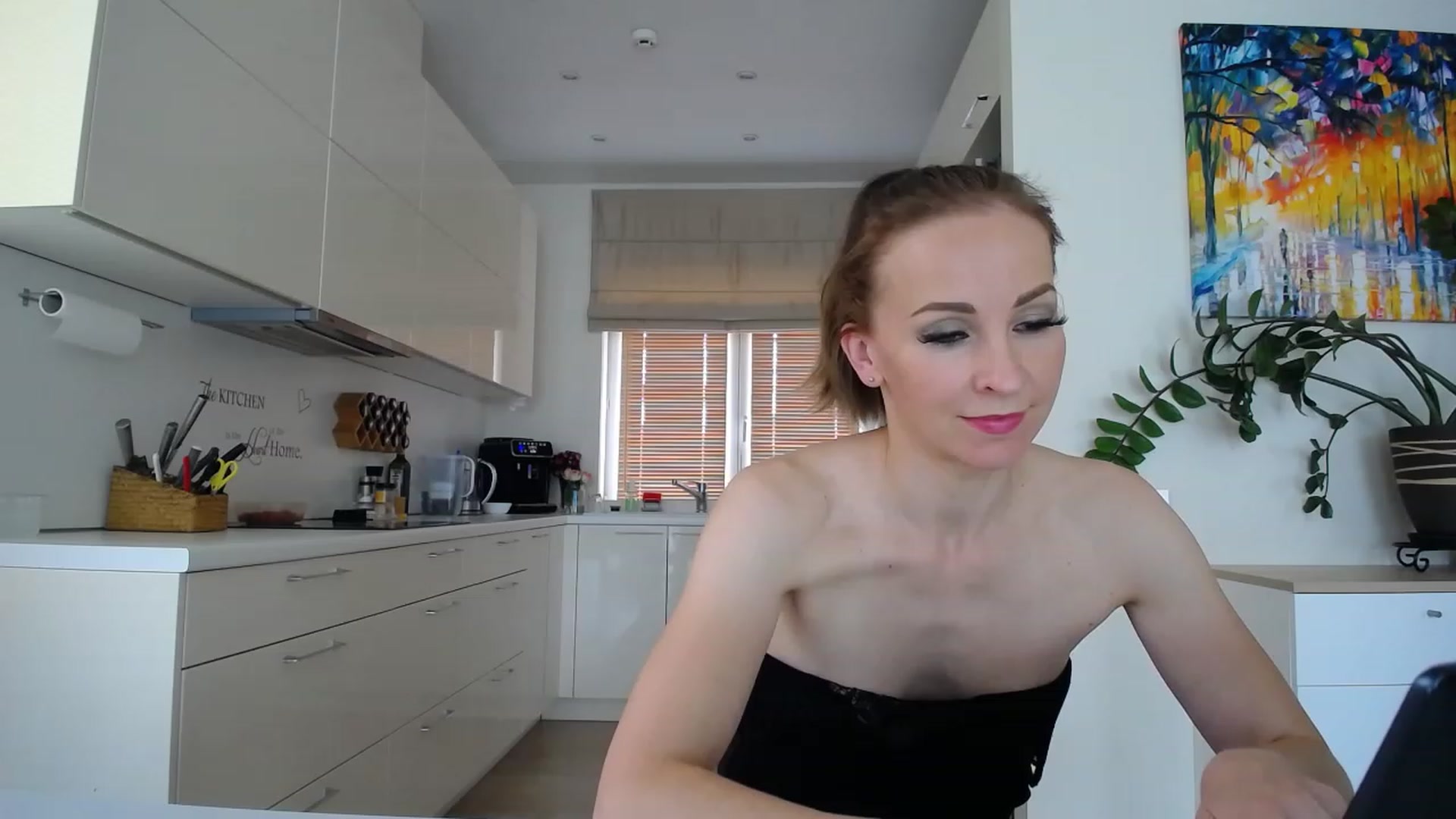 Gallery image thumbnail from EmilyTease's myfreecams stream on, 08/25/2023, 10:46 image 11 of 20