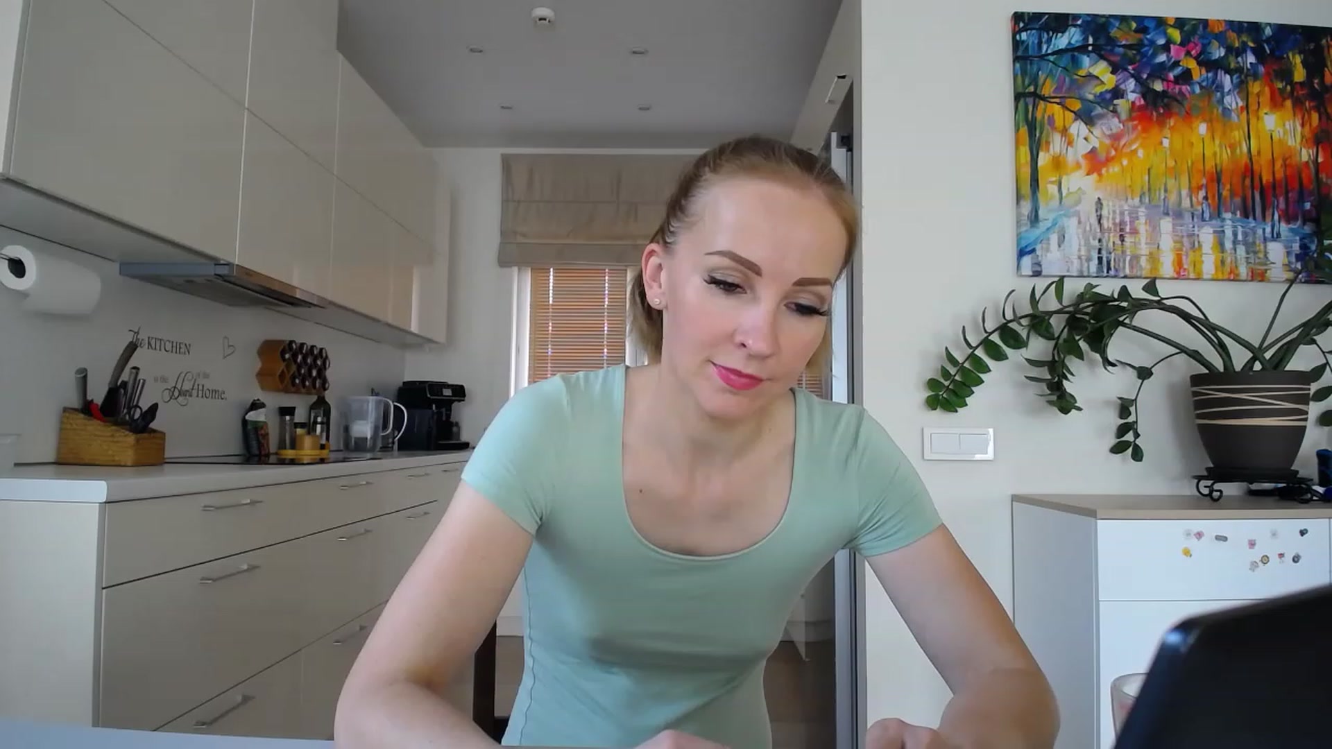 Gallery image thumbnail from EmilyTease's myfreecams stream on, 09/13/2023, 11:22 image 4 of 20