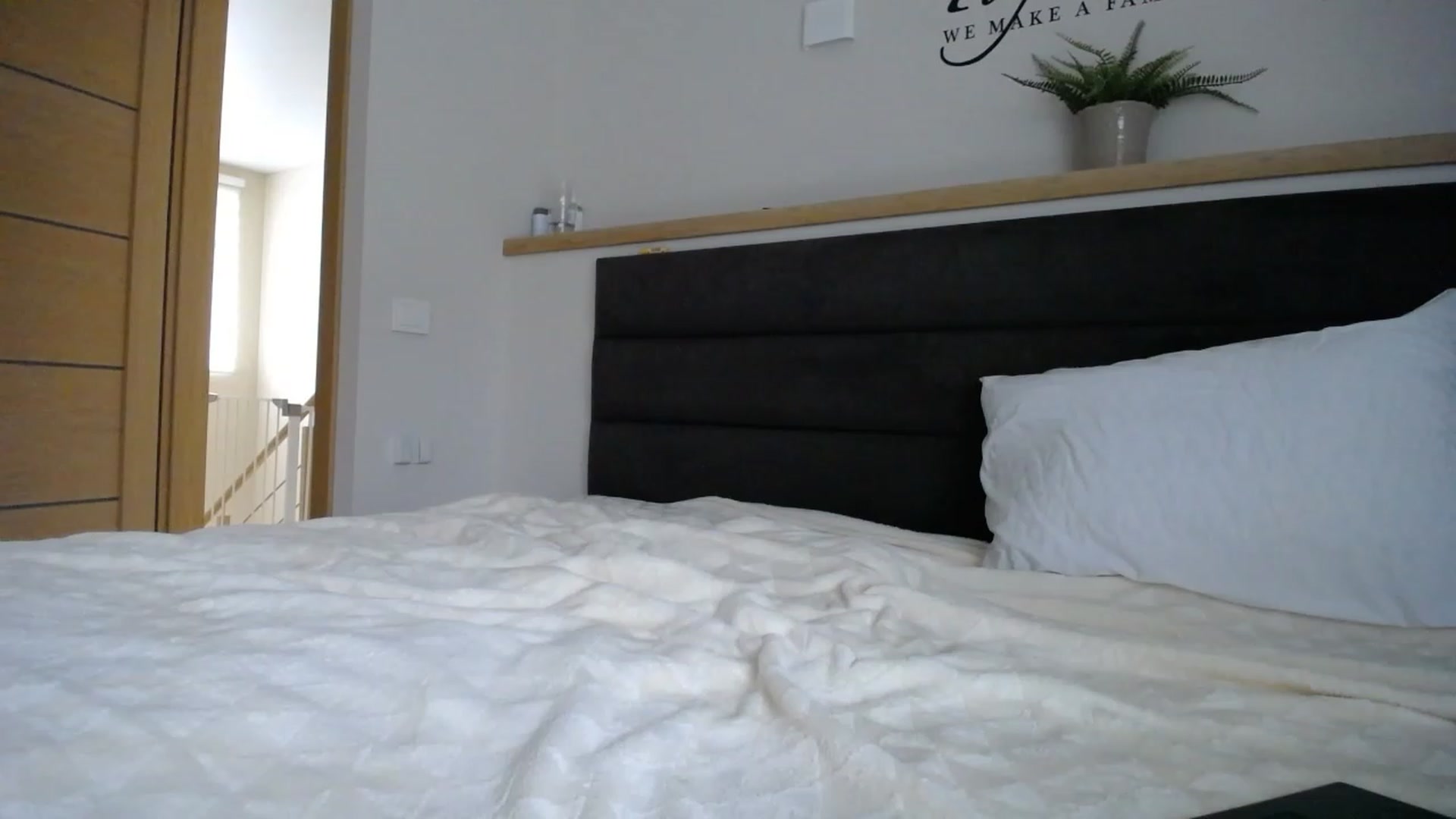 Gallery image thumbnail from EmilyTease's myfreecams stream on, 10/25/2023, 12:26 image 6 of 20