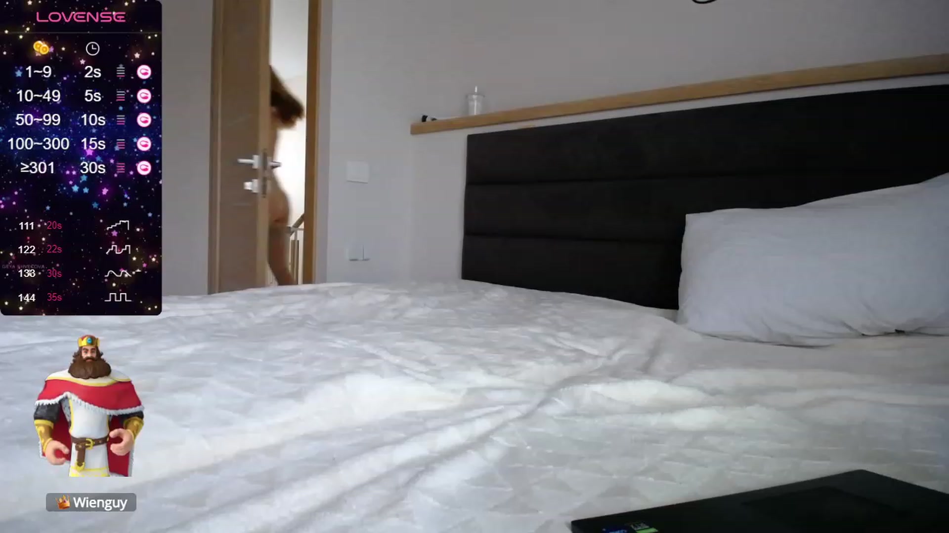 Gallery image thumbnail from EmilyTease's myfreecams stream on, 11/15/2023, 13:21 image 6 of 20