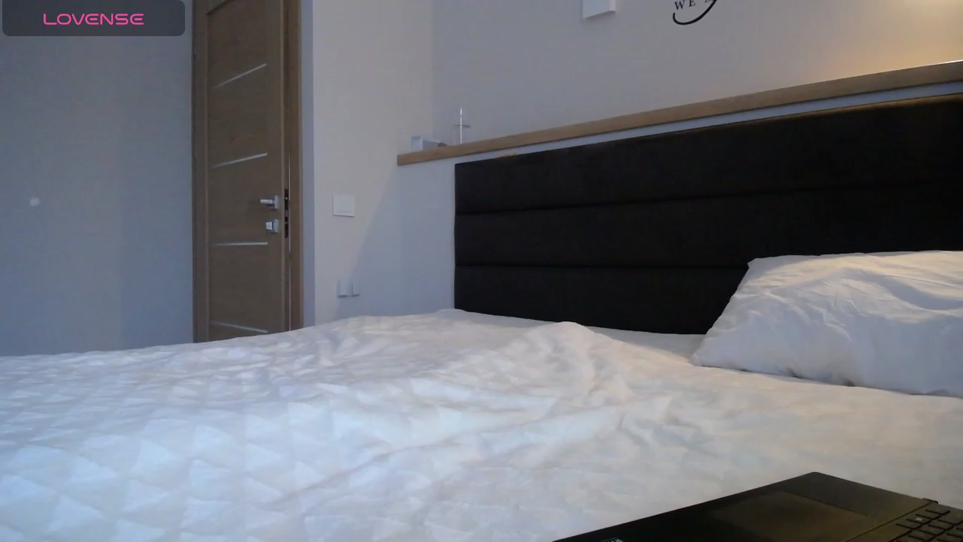 Gallery image thumbnail from EmilyTease's myfreecams stream on, 11/24/2023, 12:14 image 6 of 20