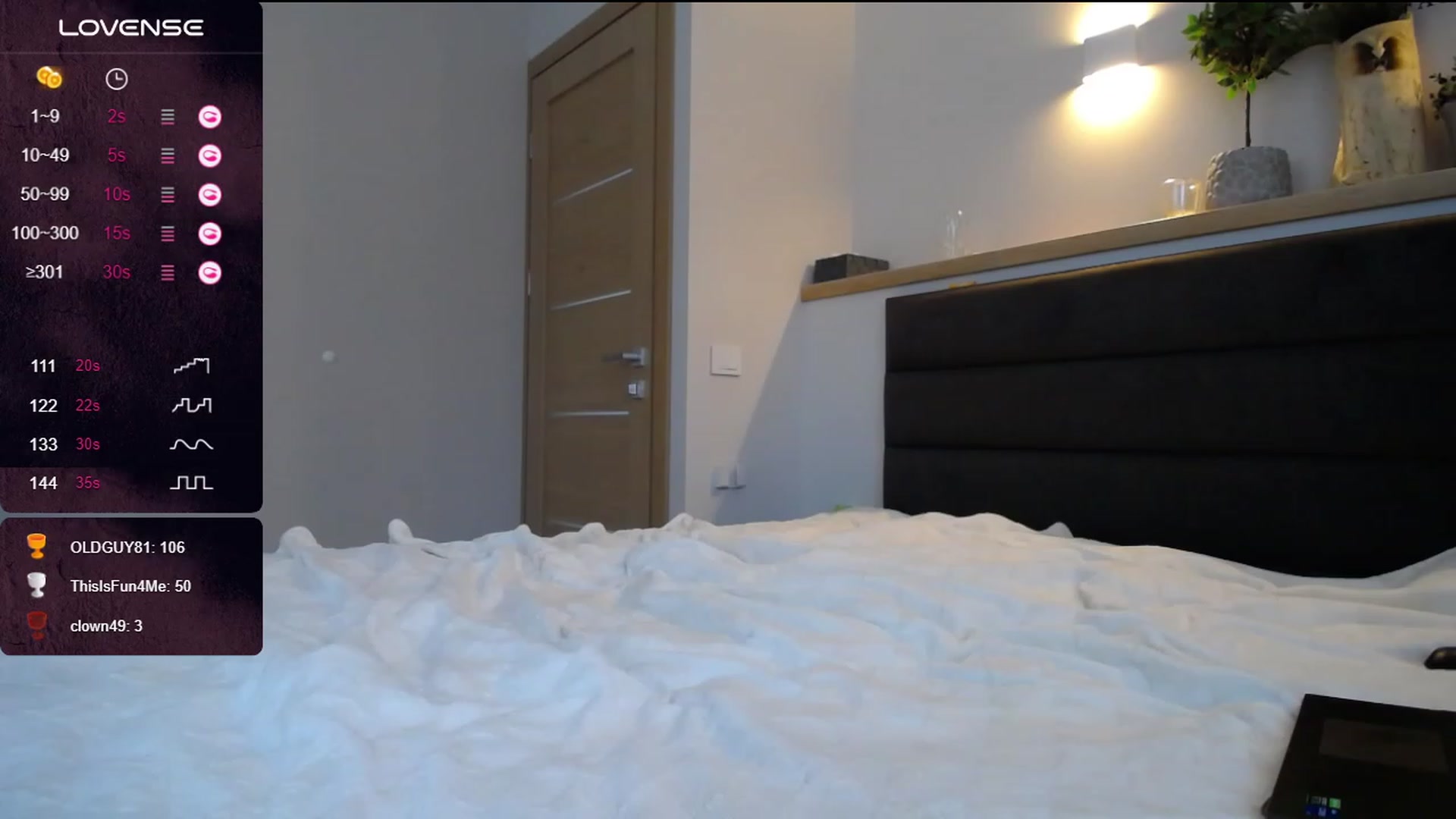 Gallery image thumbnail from EmilyTease's myfreecams stream on, 02/05/2024, 13:03 image 12 of 20