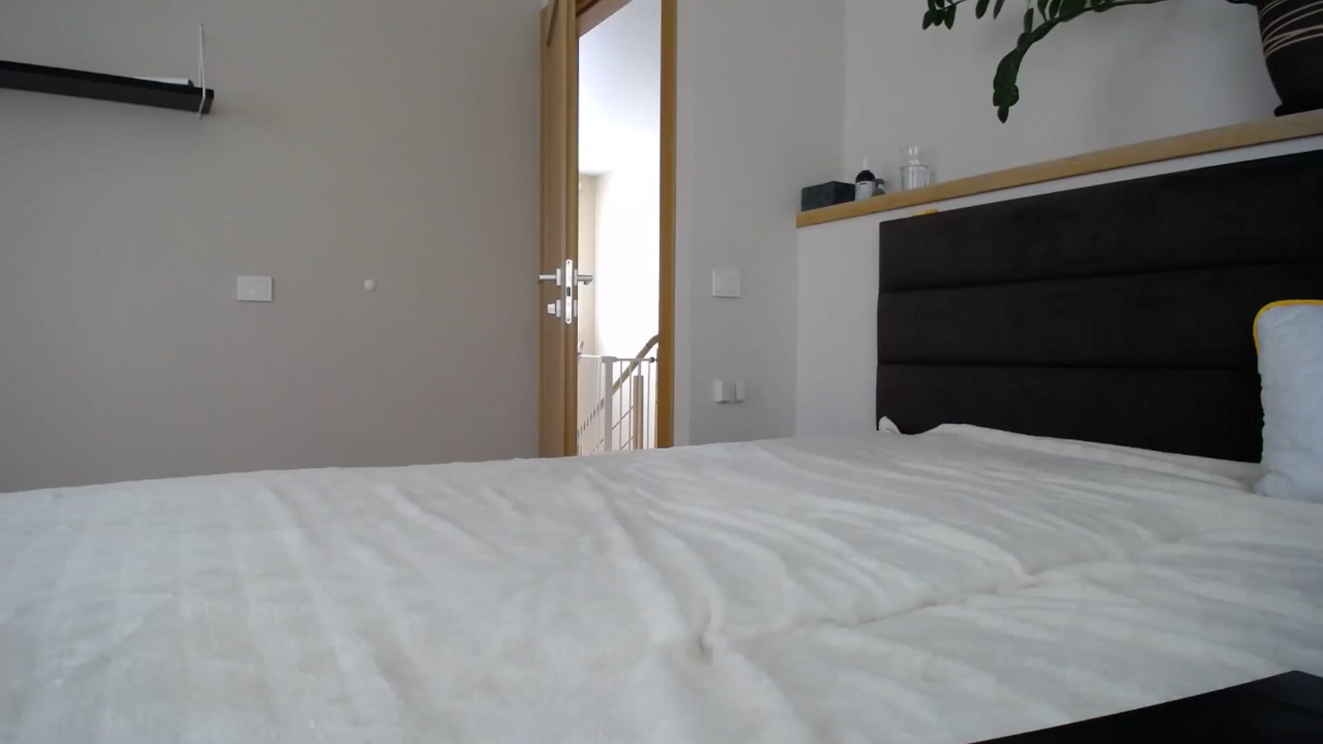 Gallery image thumbnail from EmilyTease's myfreecams stream on, 07/23/2024, 12:25 image 12 of 20