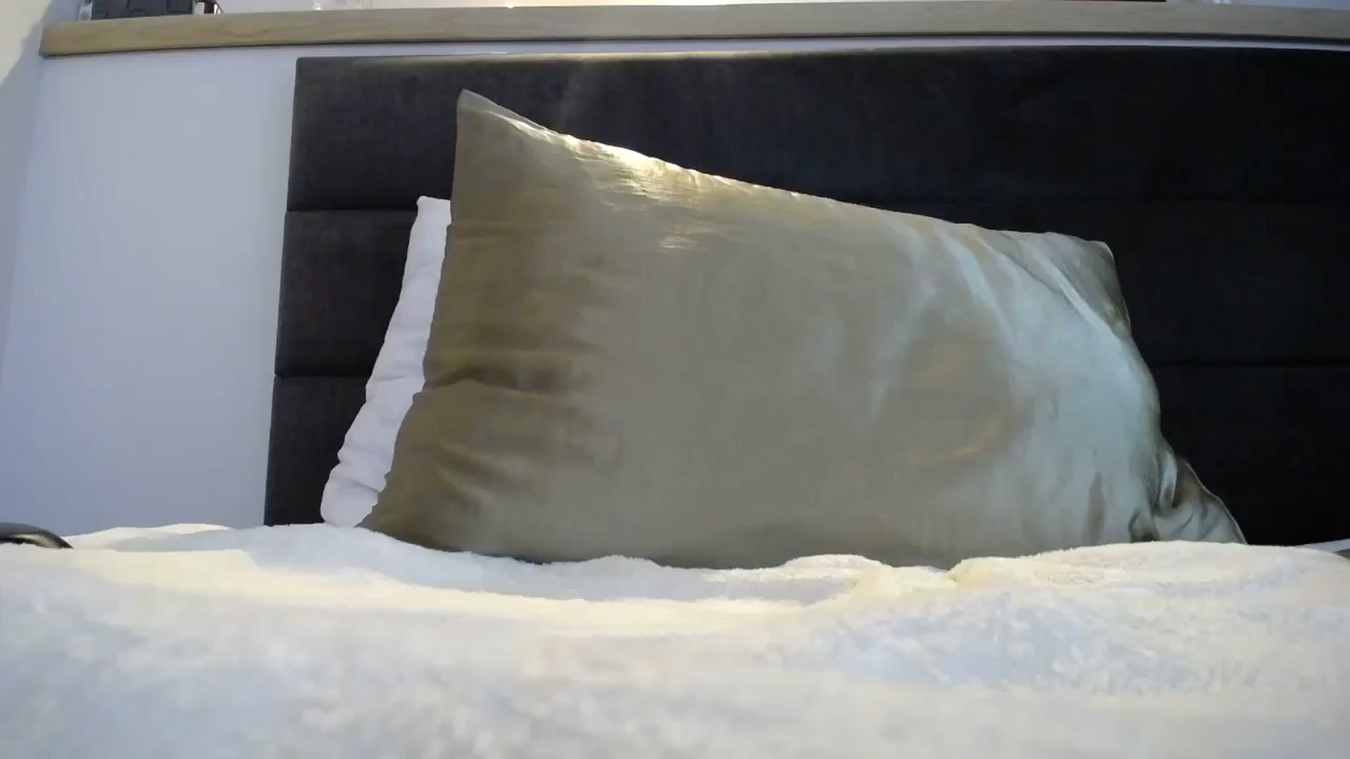 Gallery image thumbnail from EmilyTease's myfreecams stream on, 10/03/2024, 12:10 image 15 of 20