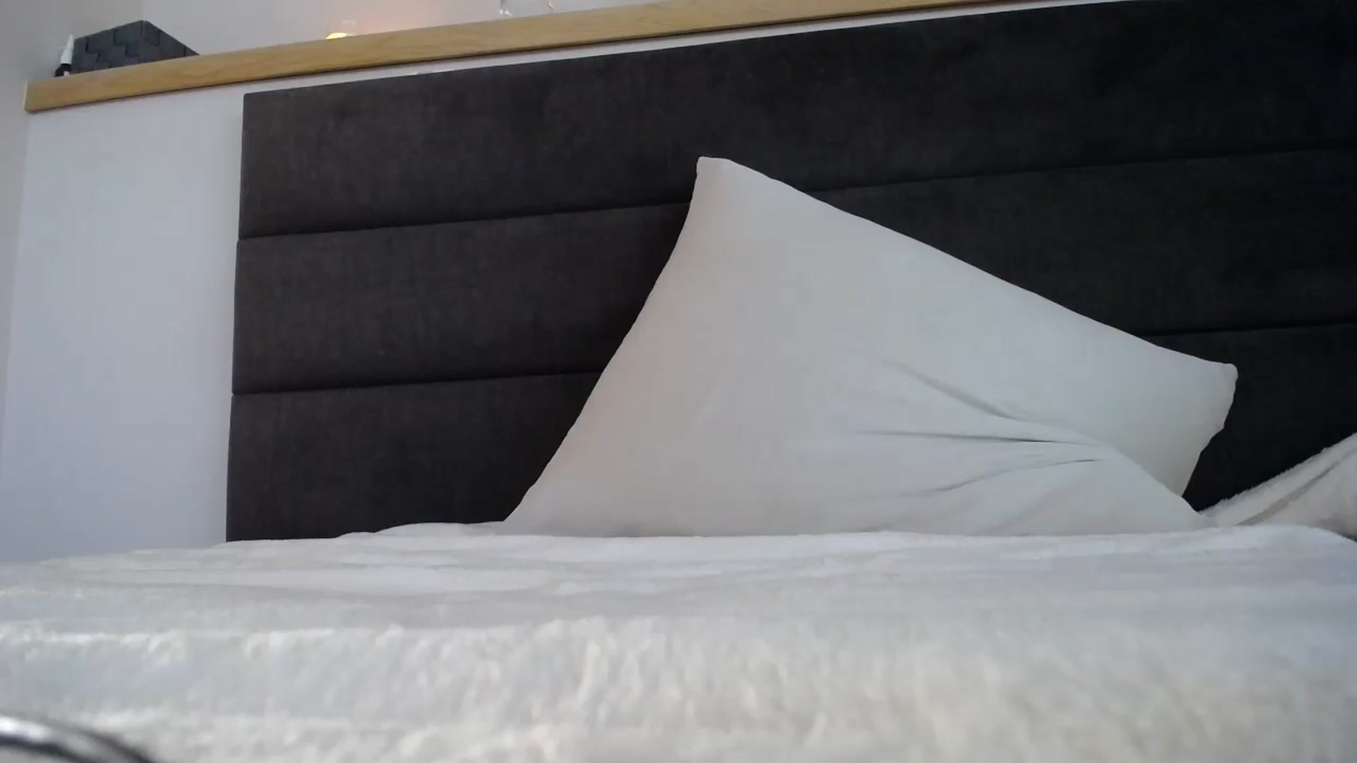 Gallery image thumbnail from EmilyTease's myfreecams stream on, 10/17/2024, 12:25 image 1 of 20