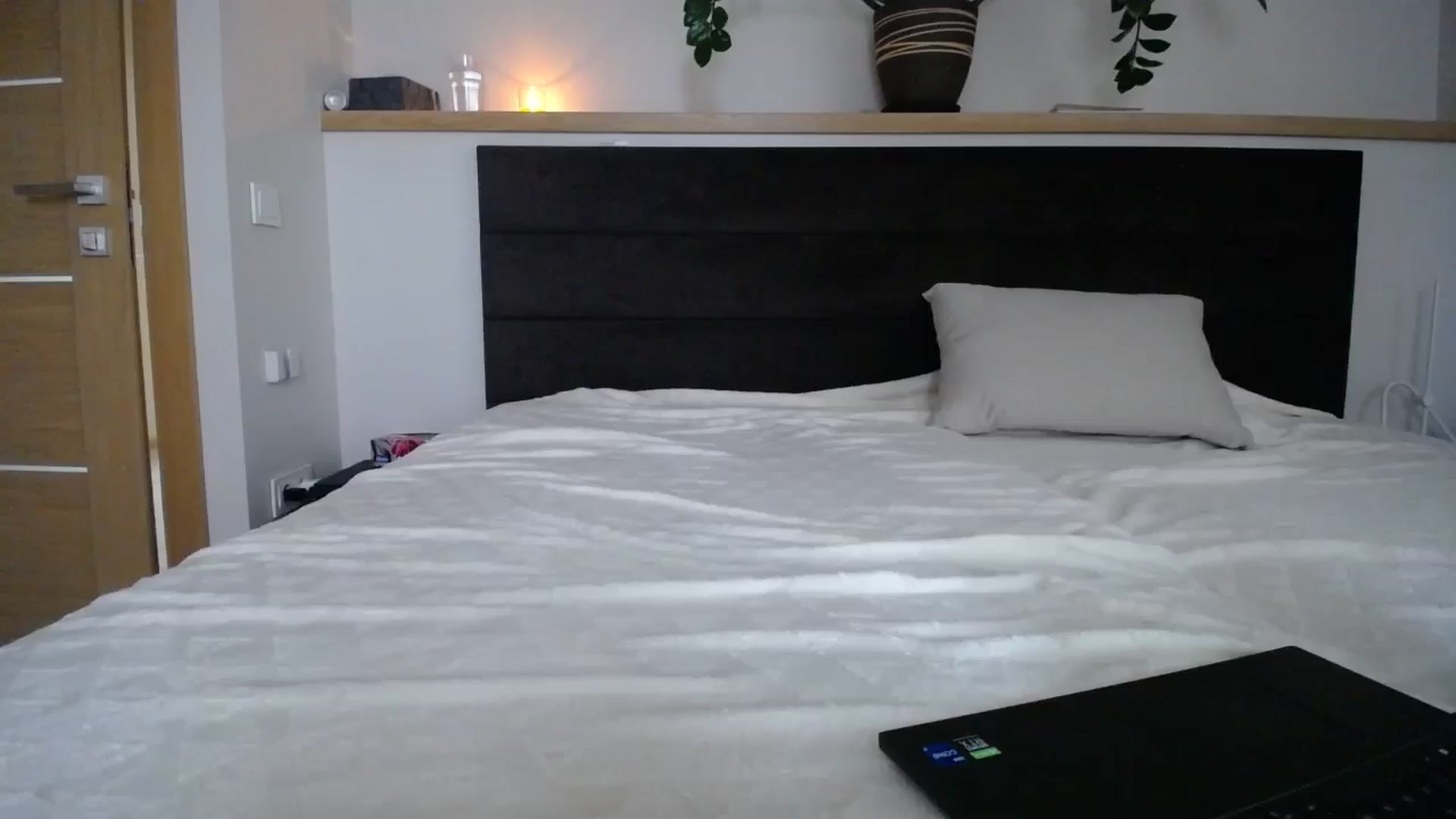 Gallery image thumbnail from EmilyTease's myfreecams stream on, 10/30/2024, 13:29 image 10 of 20