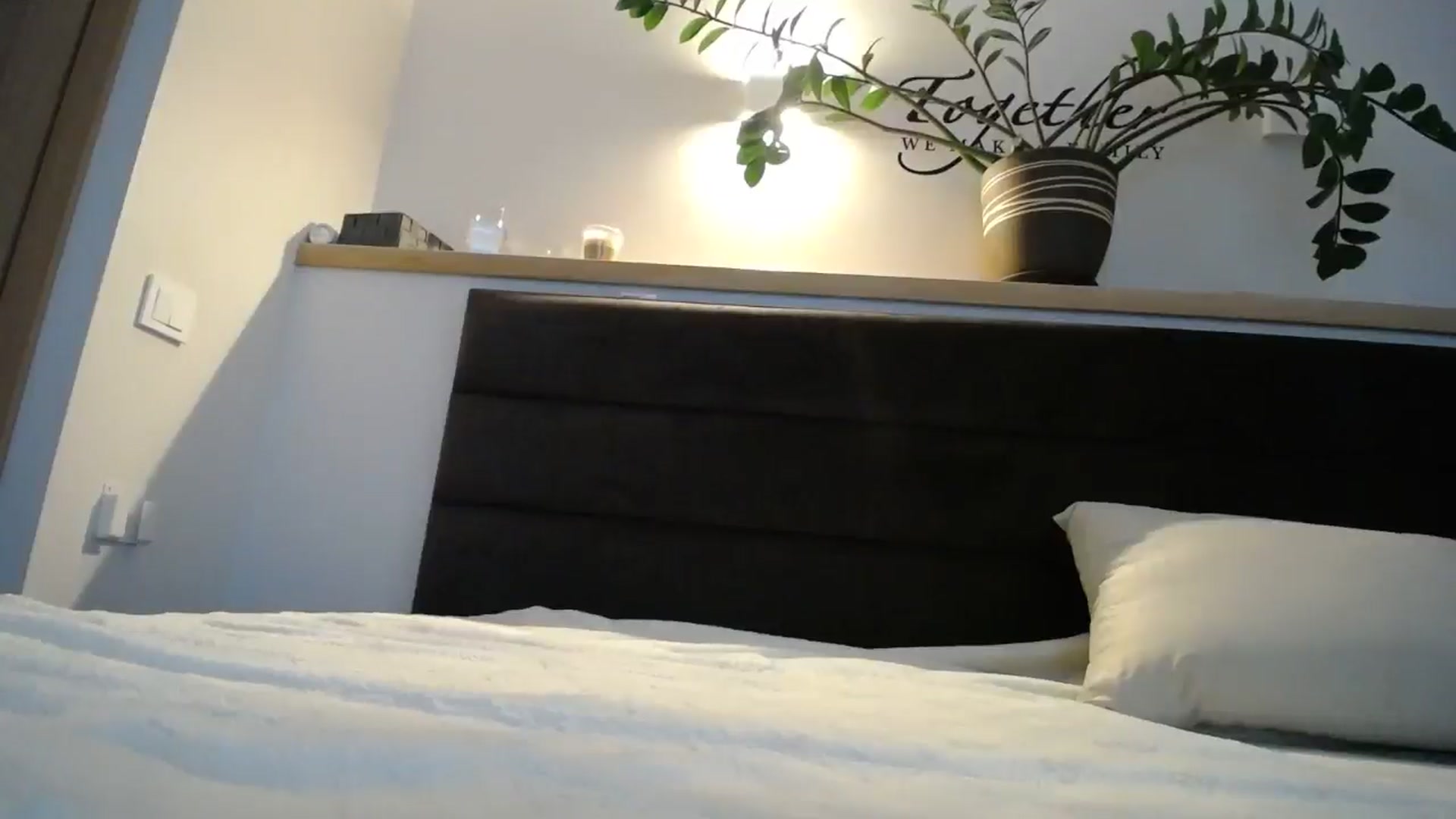 Gallery image thumbnail from EmilyTease's myfreecams stream on, 10/30/2024, 13:29 image 12 of 20
