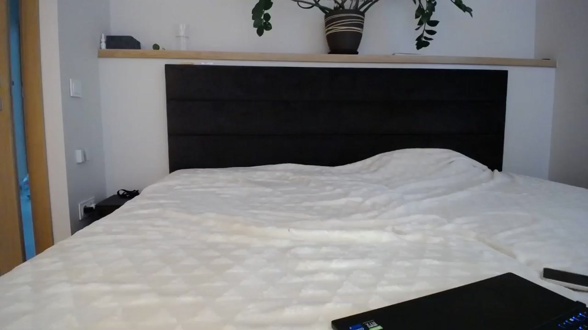 Gallery image thumbnail from EmilyTease's myfreecams stream on, 11/22/2024, 13:11 image 19 of 20