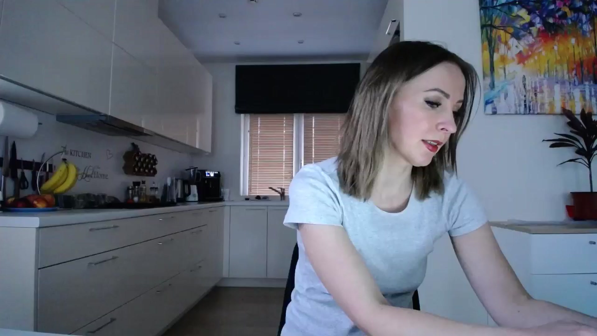 Gallery image thumbnail from EmilyTease's myfreecams stream on, 01/10/2025, 12:50 image 18 of 20