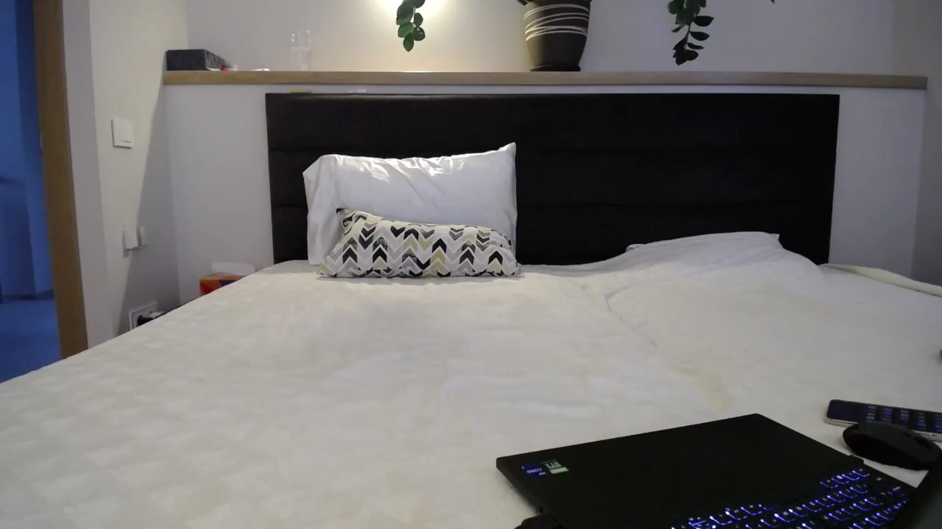 Gallery image thumbnail from EmilyTease's myfreecams stream on, 01/14/2025, 13:56 image 8 of 20