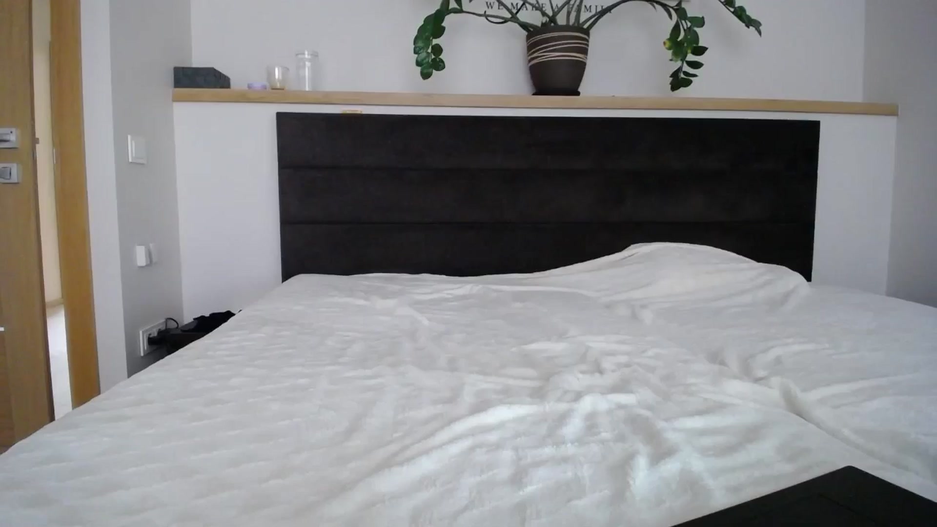 Gallery image thumbnail from EmilyTease's myfreecams stream on, 03/12/2025, 12:50 image 12 of 20