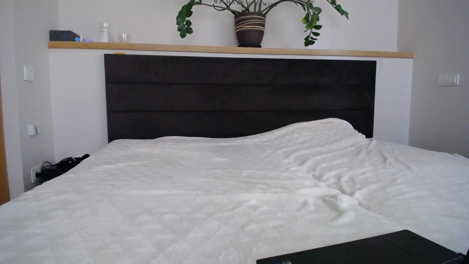 Gallery image thumbnail from EmilyTease's myfreecams stream on, 03/21/2025, 12:47 image 9 of 20