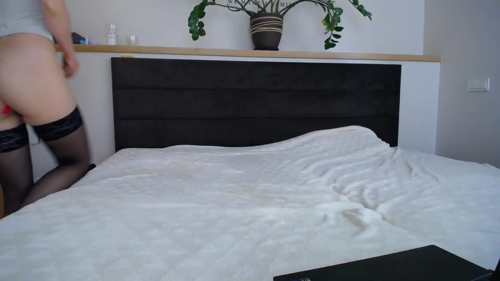 Gallery image thumbnail from EmilyTease's myfreecams stream on, 03/21/2025, 12:47 image 8 of 20