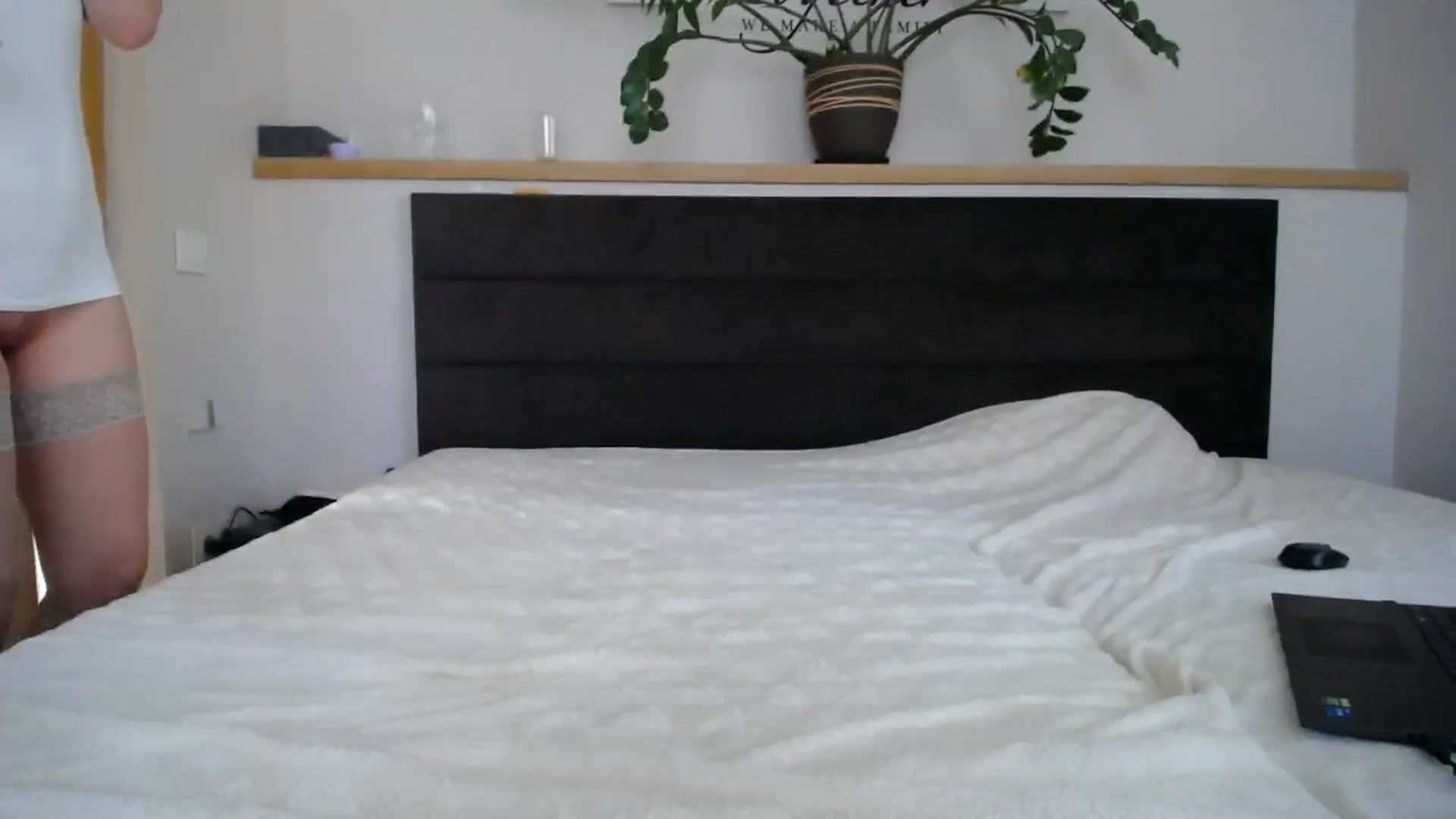 Gallery image thumbnail from EmilyTease's myfreecams stream on, 04/04/2025, 11:41 image 15 of 20