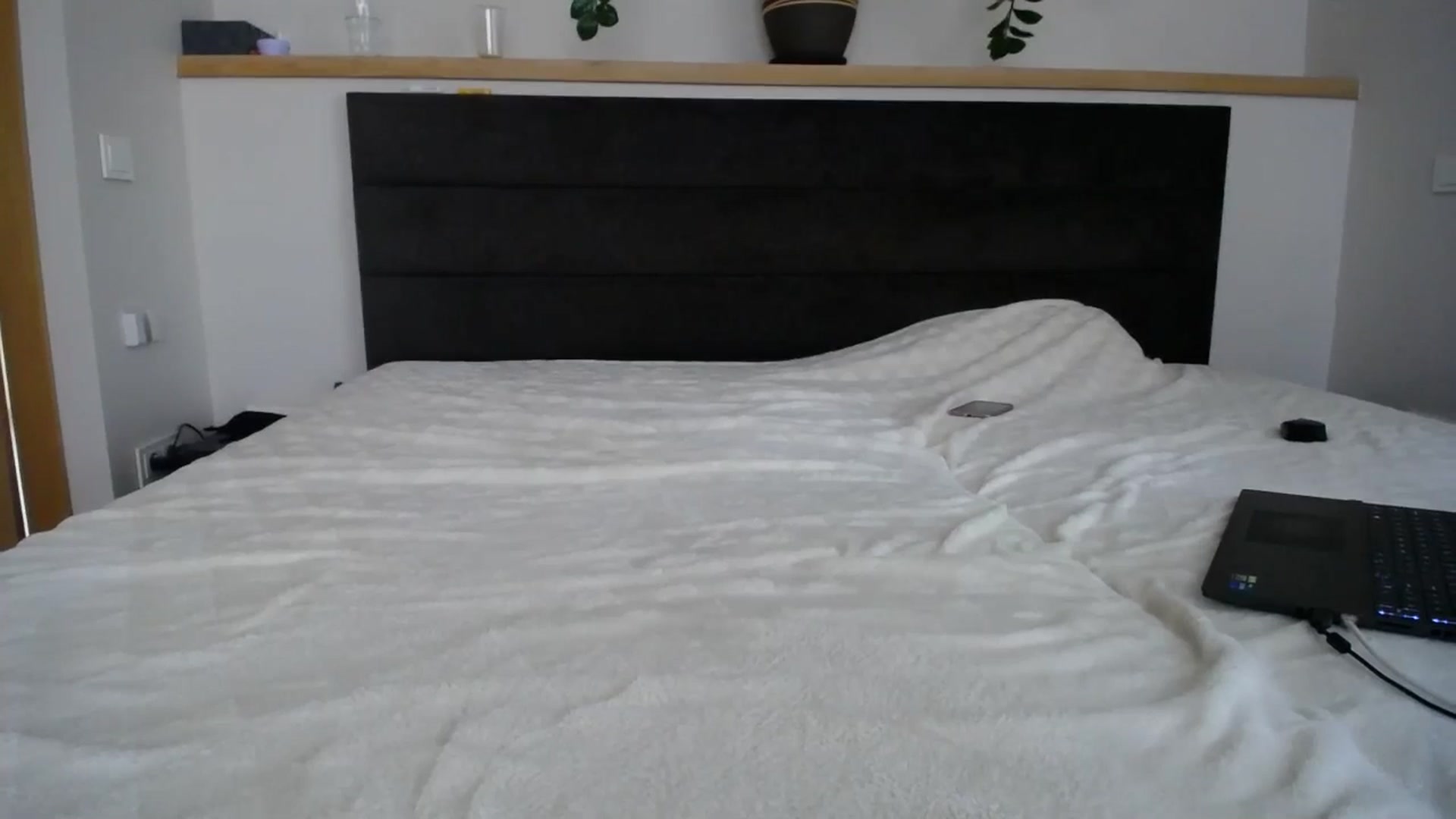 Gallery image thumbnail from EmilyTease's myfreecams stream on, 04/04/2025, 12:20 image 17 of 20