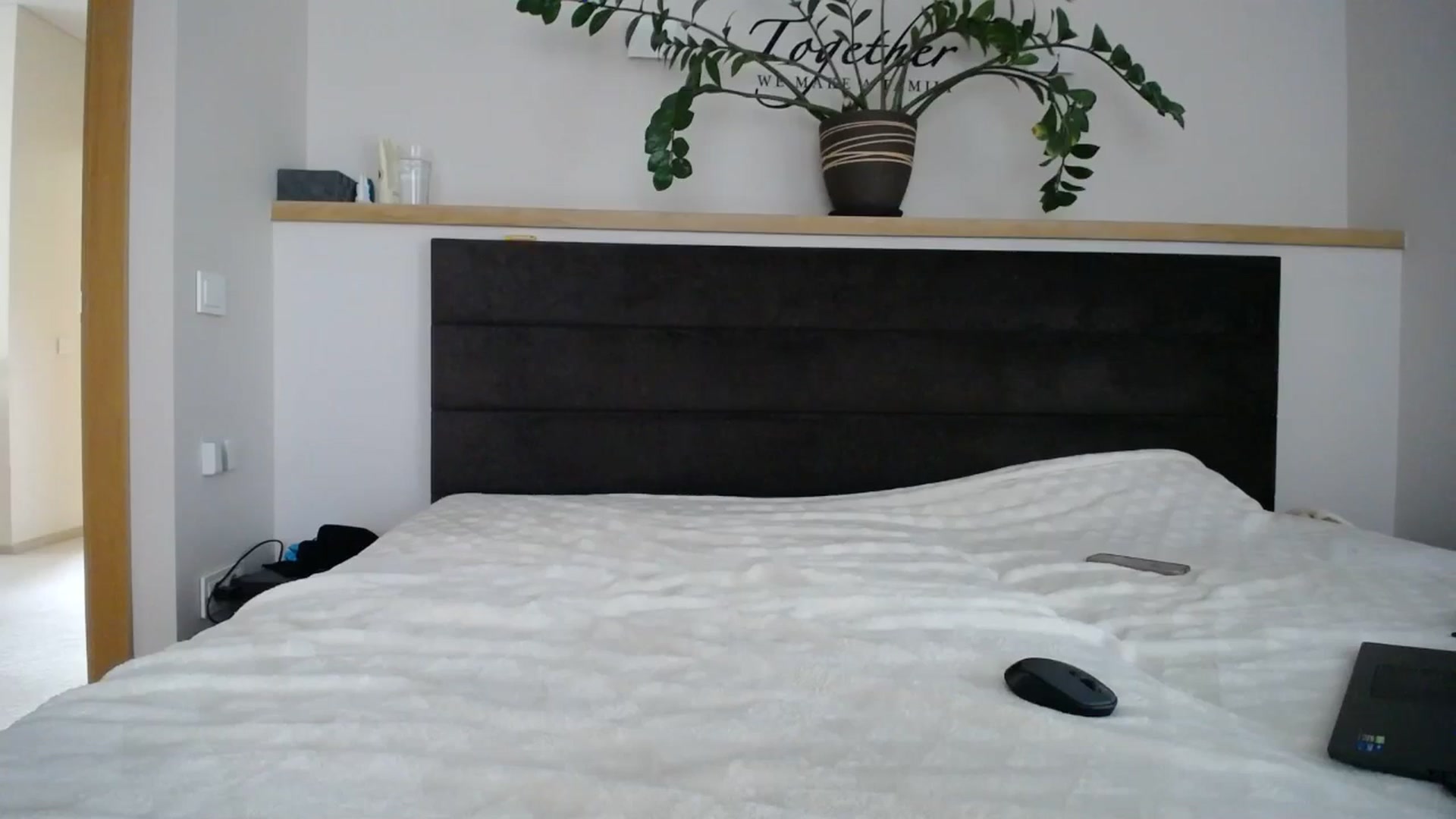 Gallery image thumbnail from EmilyTease's myfreecams stream on, 04/24/2025, 12:46 image 16 of 20