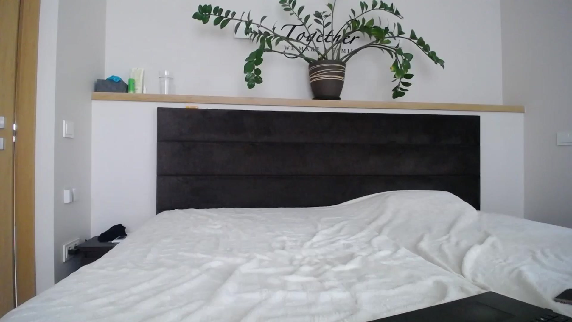 Gallery image thumbnail from EmilyTease's myfreecams stream on, 05/06/2025, 13:55 image 10 of 20