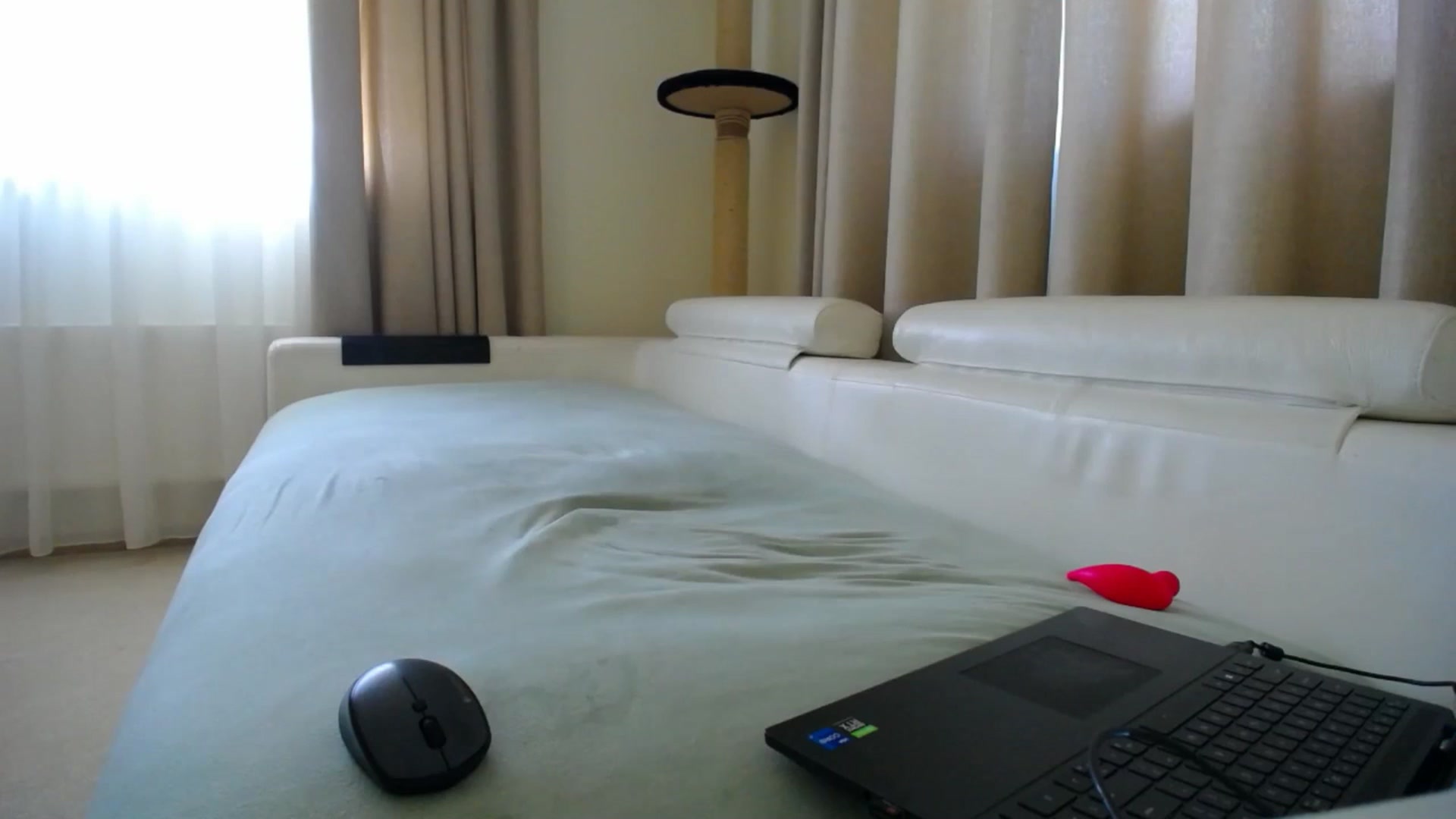 Gallery image thumbnail from EmilyTease's myfreecams stream on, 08/27/2025, 12:43 image 1 of 20