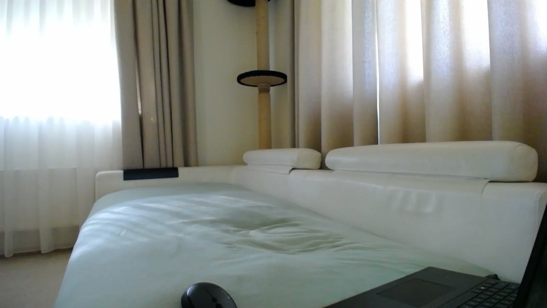 Gallery image thumbnail from EmilyTease's myfreecams stream on, 08/27/2025, 13:18 image 8 of 20