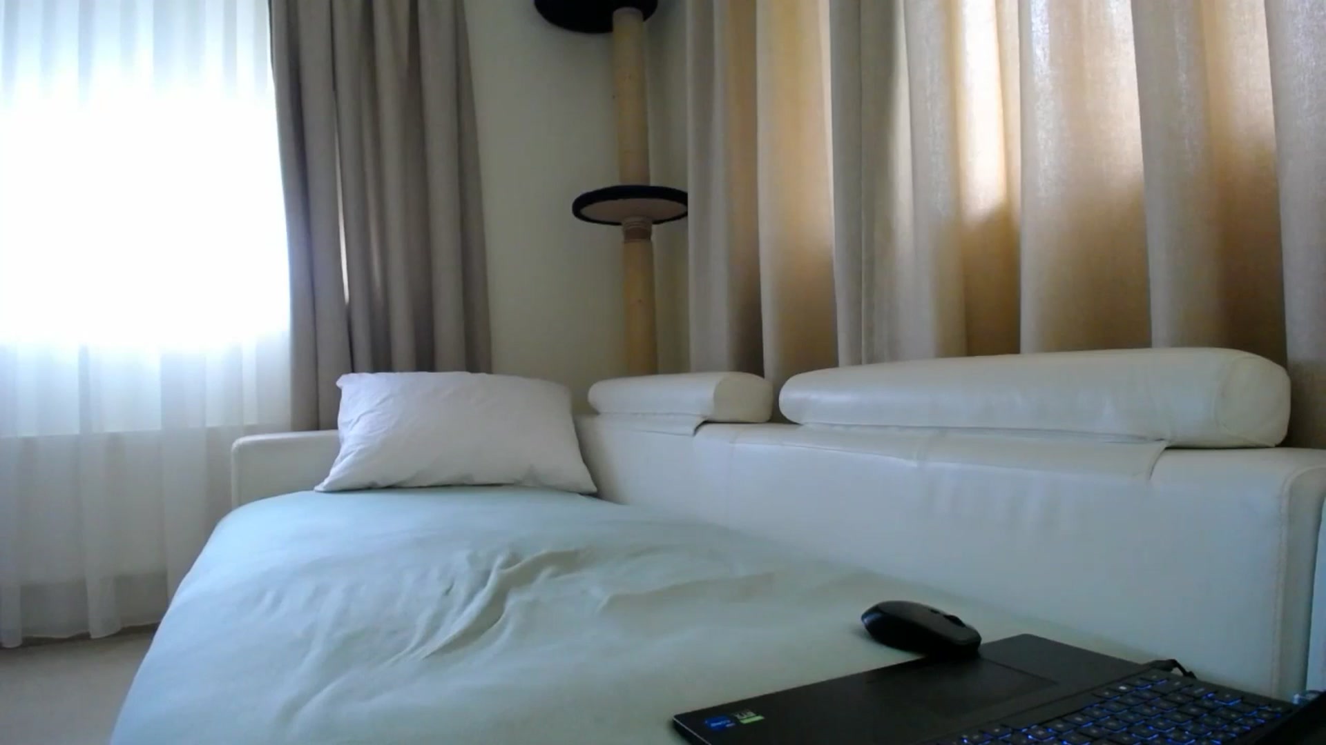 Gallery image thumbnail from EmilyTease's myfreecams stream on, 09/12/2025, 13:03 image 7 of 20