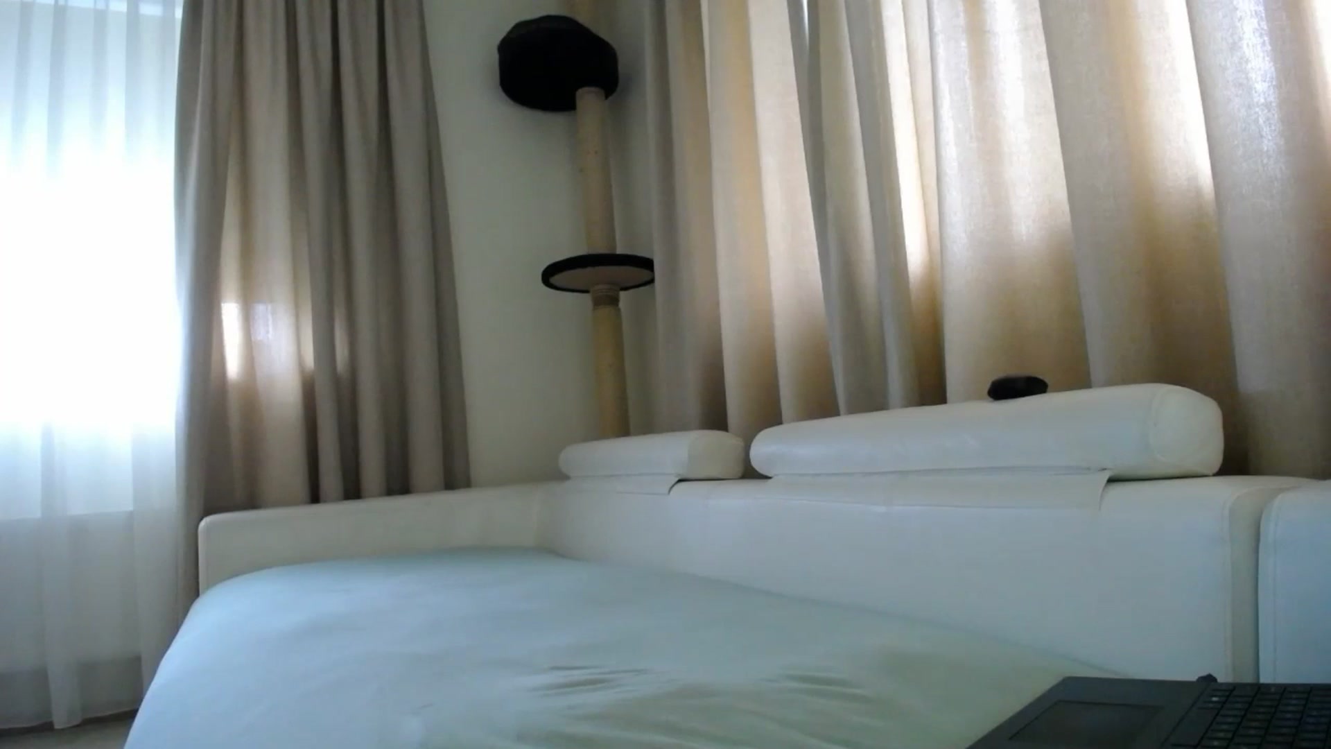 Gallery image thumbnail from EmilyTease's myfreecams stream on, 09/15/2025, 10:47 image 7 of 20