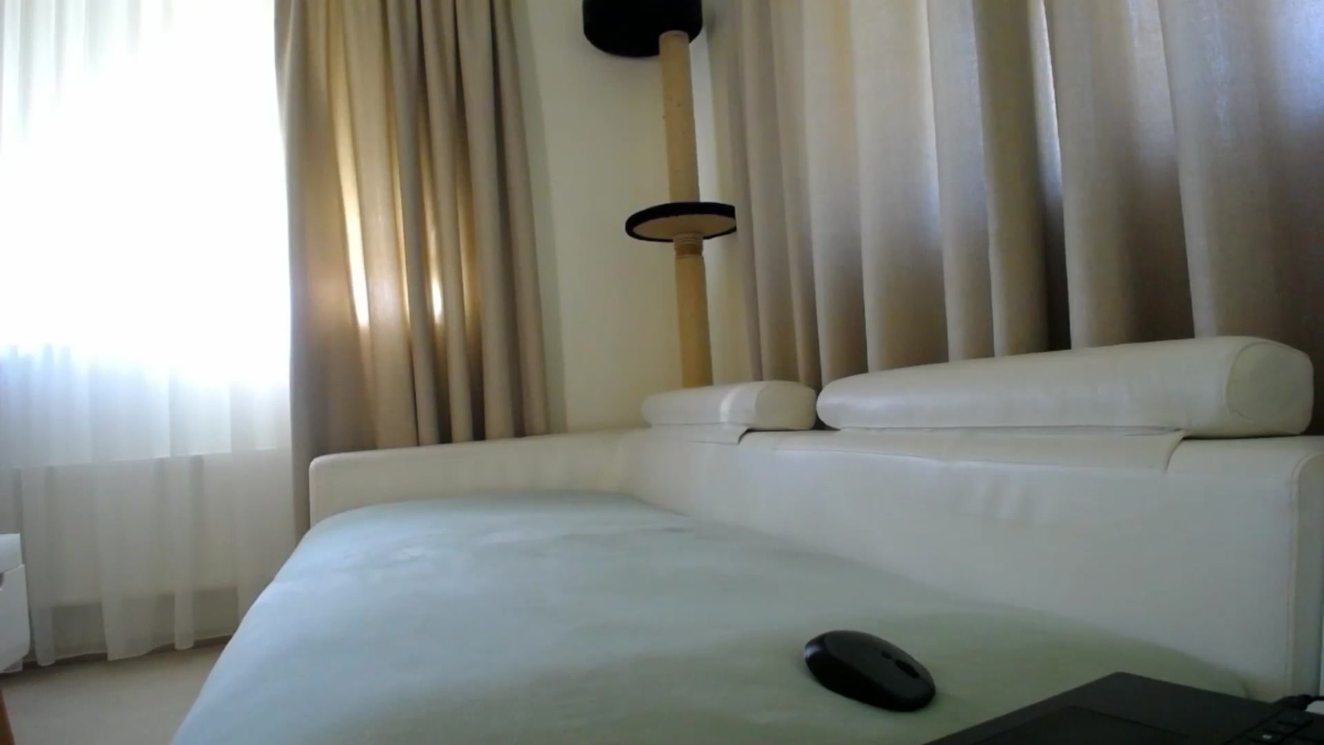 Gallery image thumbnail from EmilyTease's myfreecams stream on, 10/09/2025, 13:04 image 10 of 20