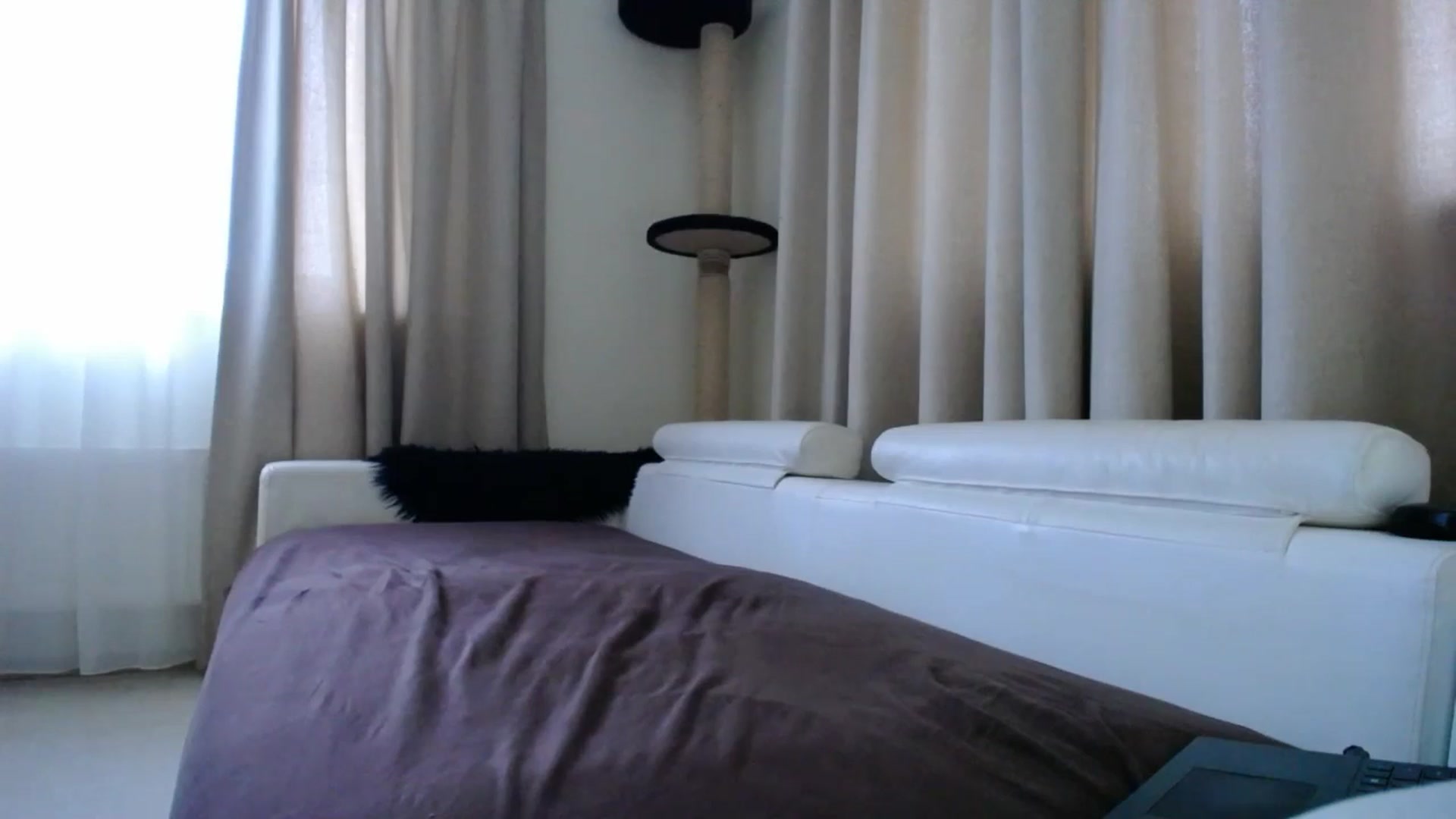 Gallery image thumbnail from EmilyTease's myfreecams stream on, 11/11/2025, 14:40 image 6 of 20