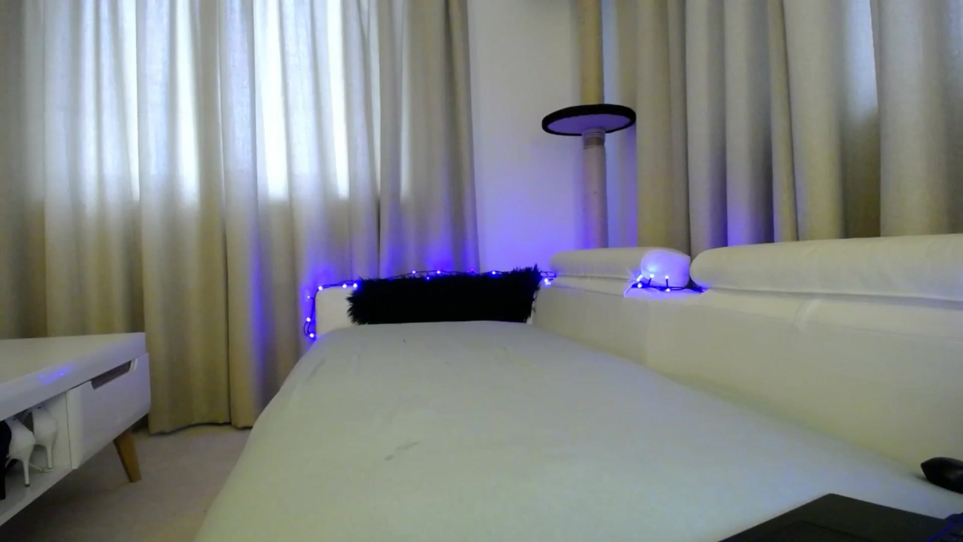 Gallery image thumbnail from EmilyTease's myfreecams stream on, 12/08/2025, 11:18 image 12 of 20