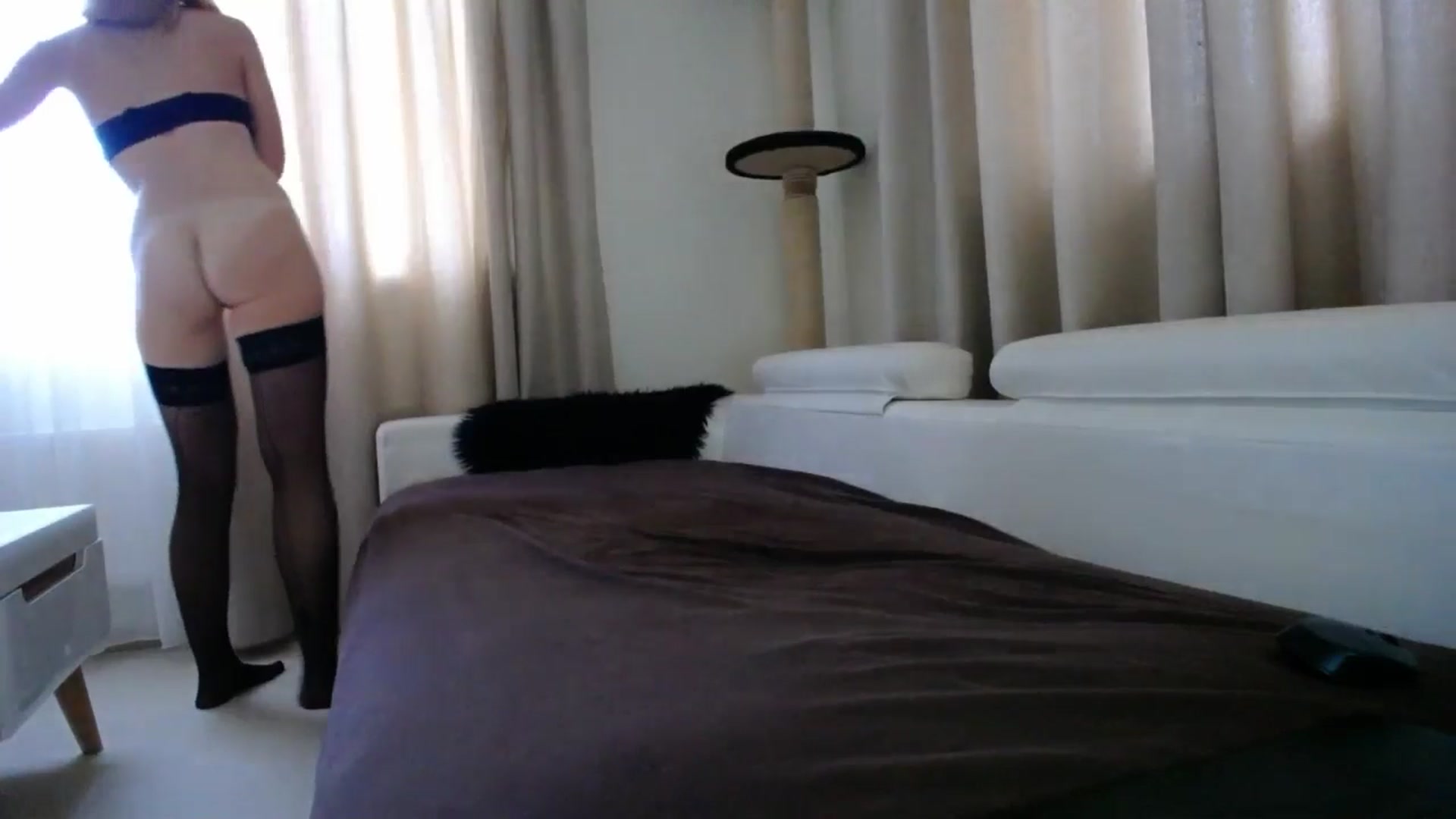Gallery image thumbnail from EmilyTease's myfreecams stream on, 12/29/2025, 13:06 image 14 of 20