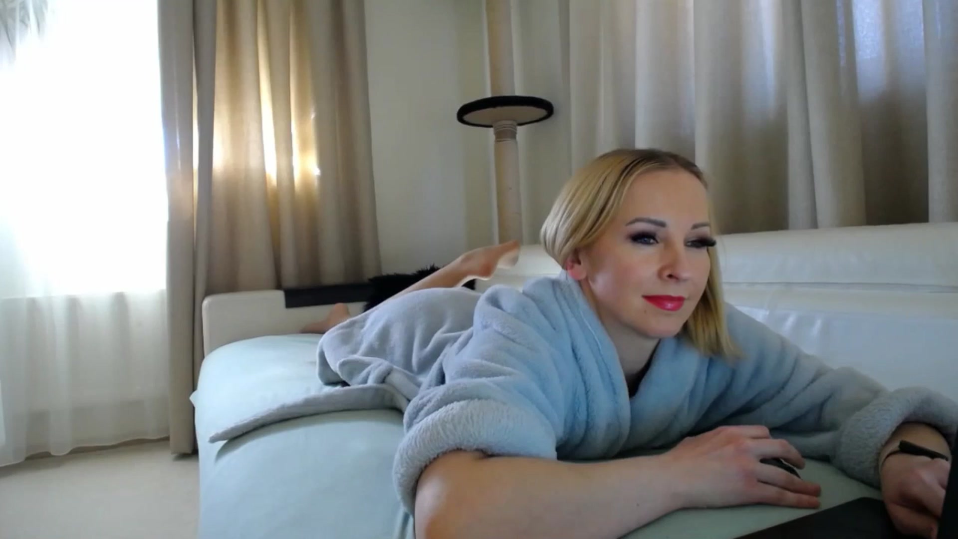 Gallery image thumbnail from EmilyTease's myfreecams stream on, 03/05/2026, 13:21 image 10 of 20