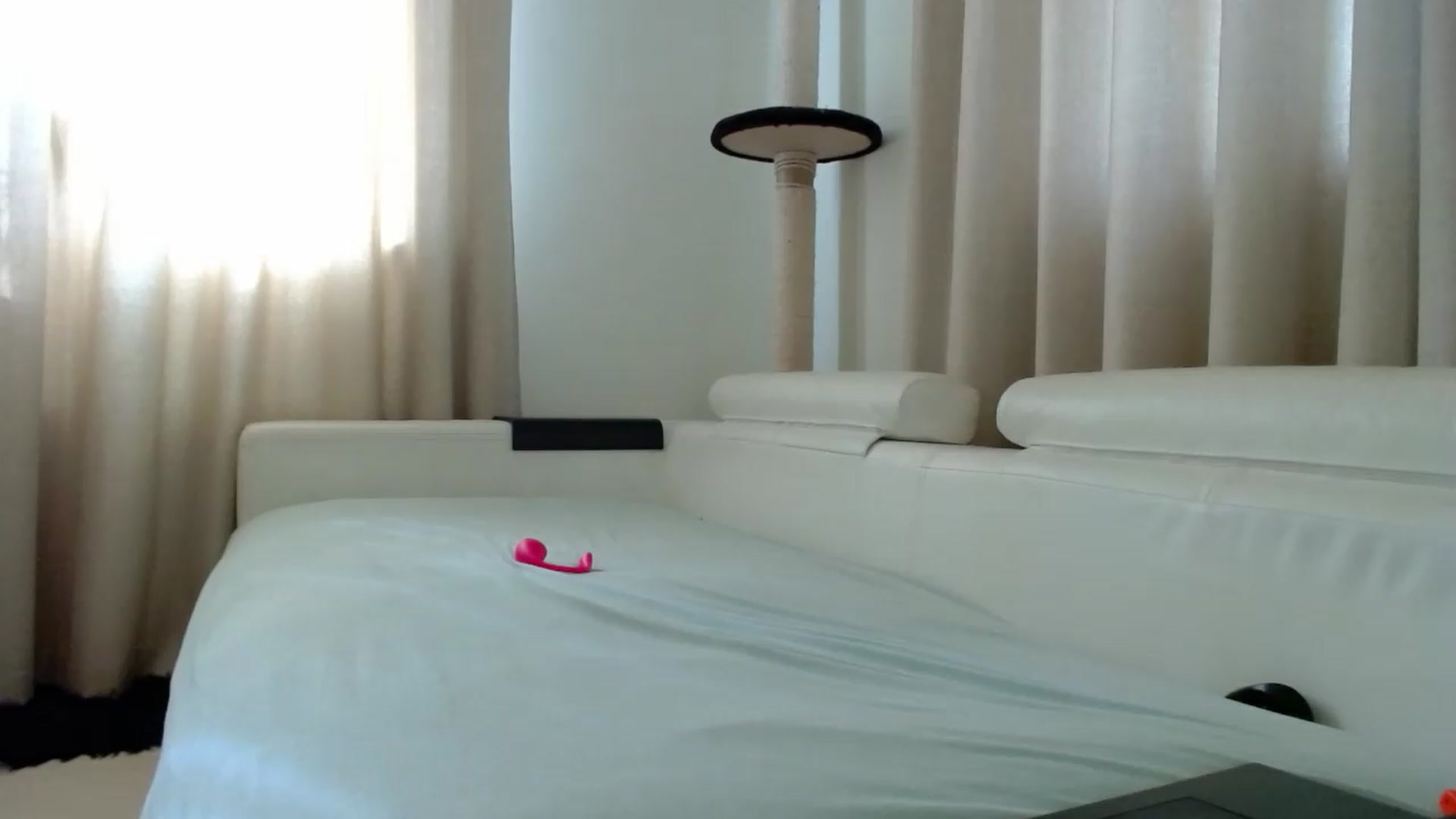Gallery image thumbnail from EmilyTease's myfreecams stream on, 08/20/2026, 13:56 image 1 of 20