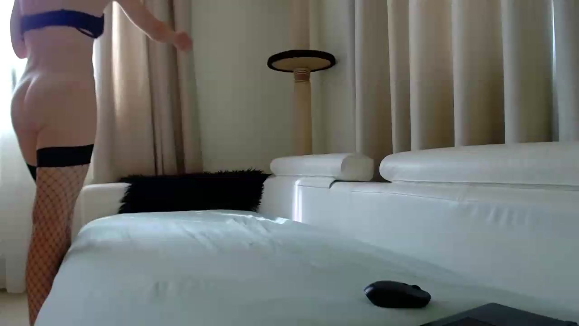 Gallery image thumbnail from EmilyTease's myfreecams stream on, 09/02/2026, 12:56 image 7 of 20